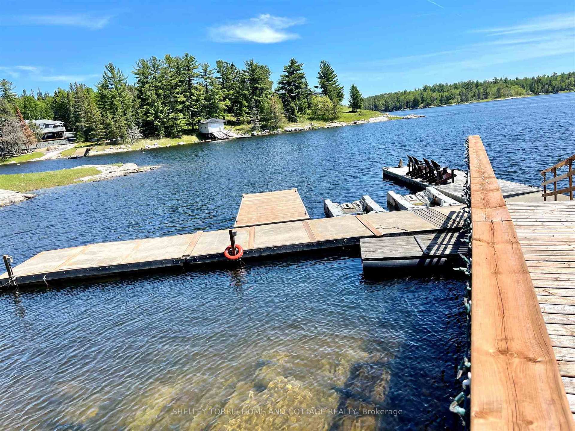 Photo 3 of 61 Peterson Drive, Kenora, Keewatin — HOMEH
