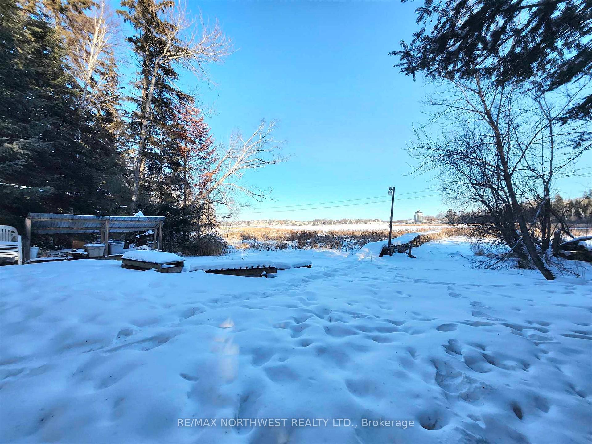 Photo 4 of 32 Beach Street, Kenora, Coney Island — HOMEH