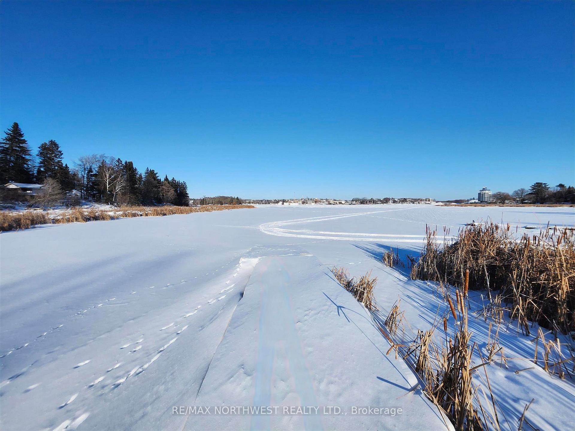 Photo 6 of 32 Beach Street, Kenora, Coney Island — HOMEH