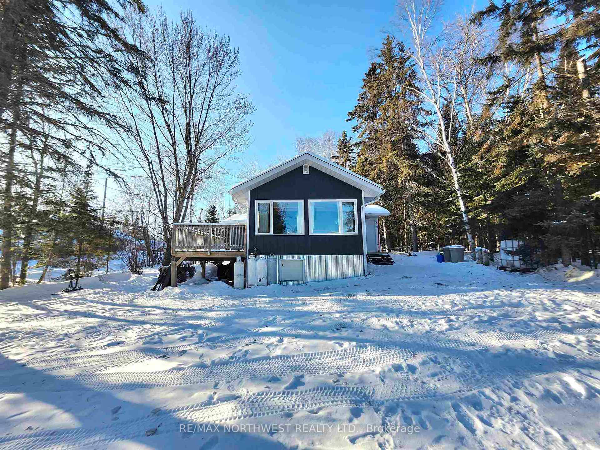 Photo 10 of 32 Beach Street, Kenora, Coney Island — HOMEH