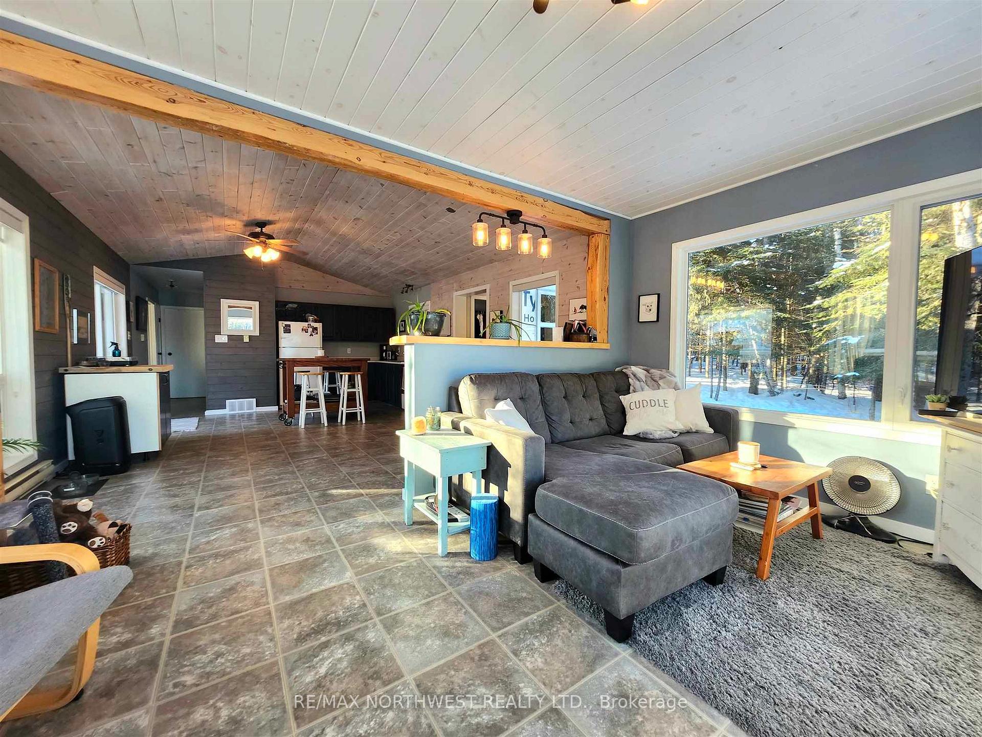 Photo 17 of 32 Beach Street, Kenora, Coney Island — HOMEH