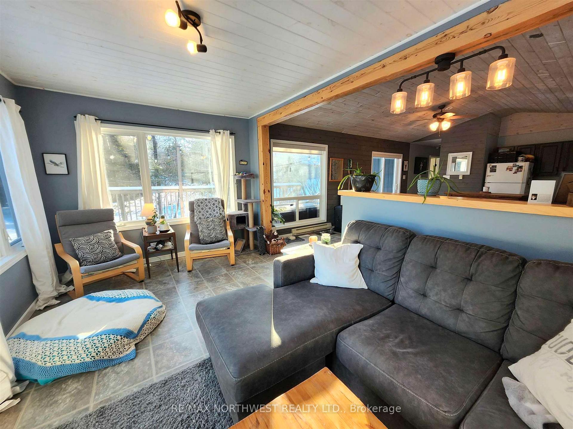 Photo 18 of 32 Beach Street, Kenora, Coney Island — HOMEH