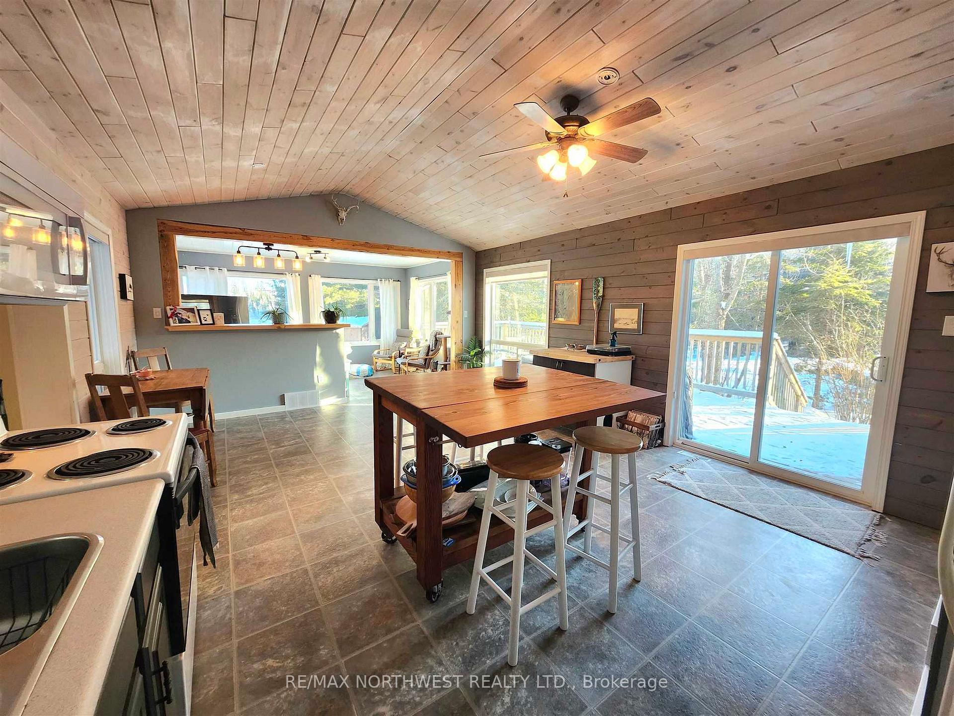 Photo 20 of 32 Beach Street, Kenora, Coney Island — HOMEH
