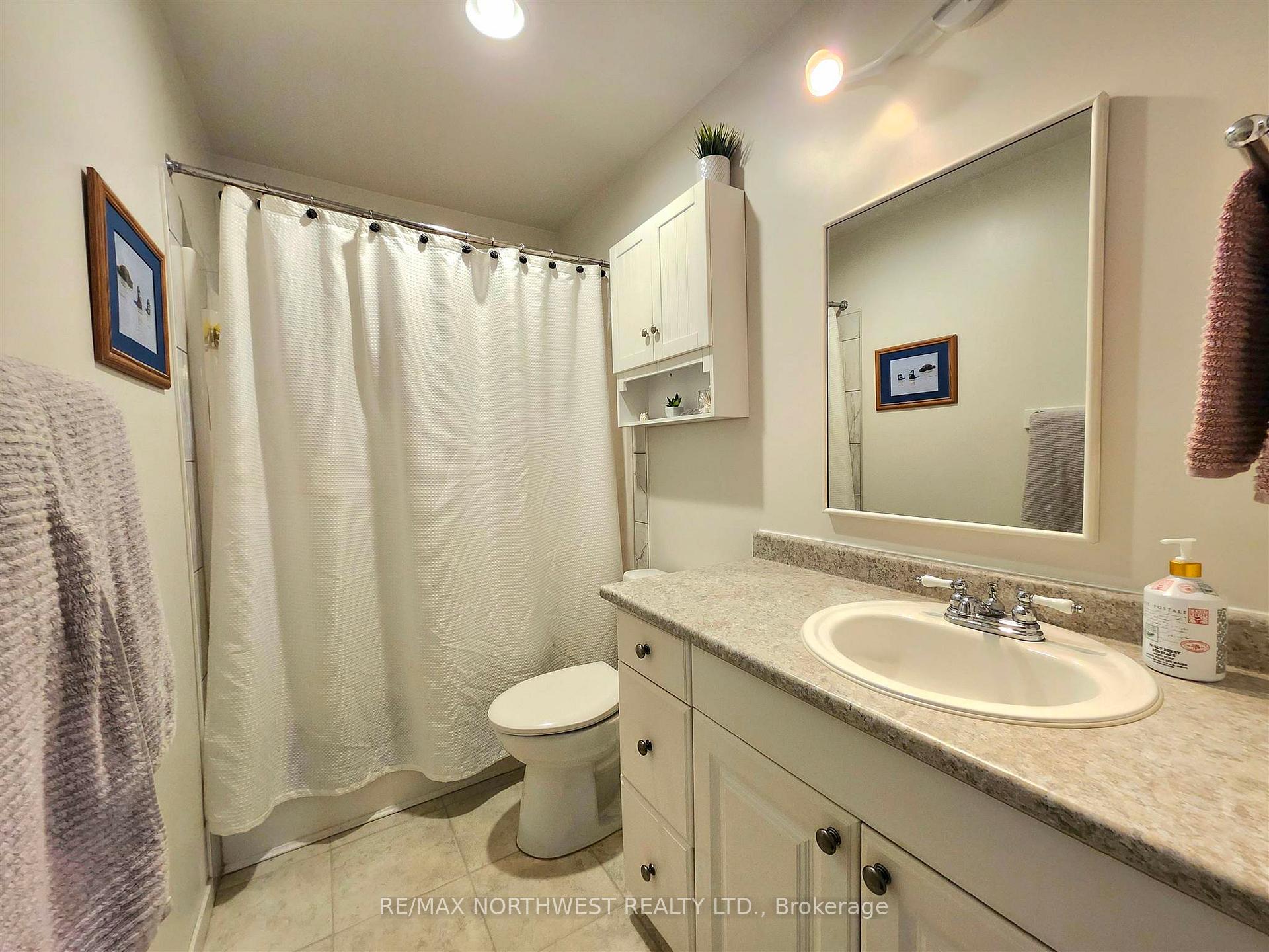 Photo 25 of 32 Beach Street, Kenora, Coney Island — HOMEH
