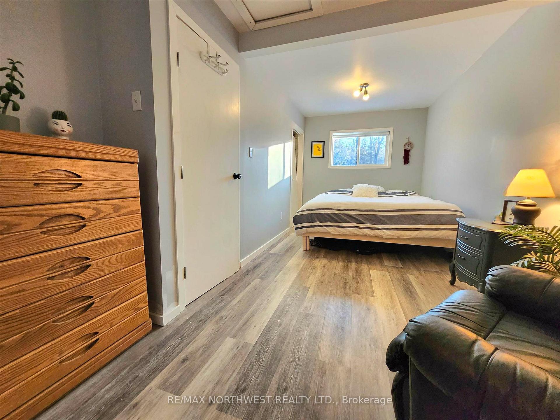 Photo 28 of 32 Beach Street, Kenora, Coney Island — HOMEH