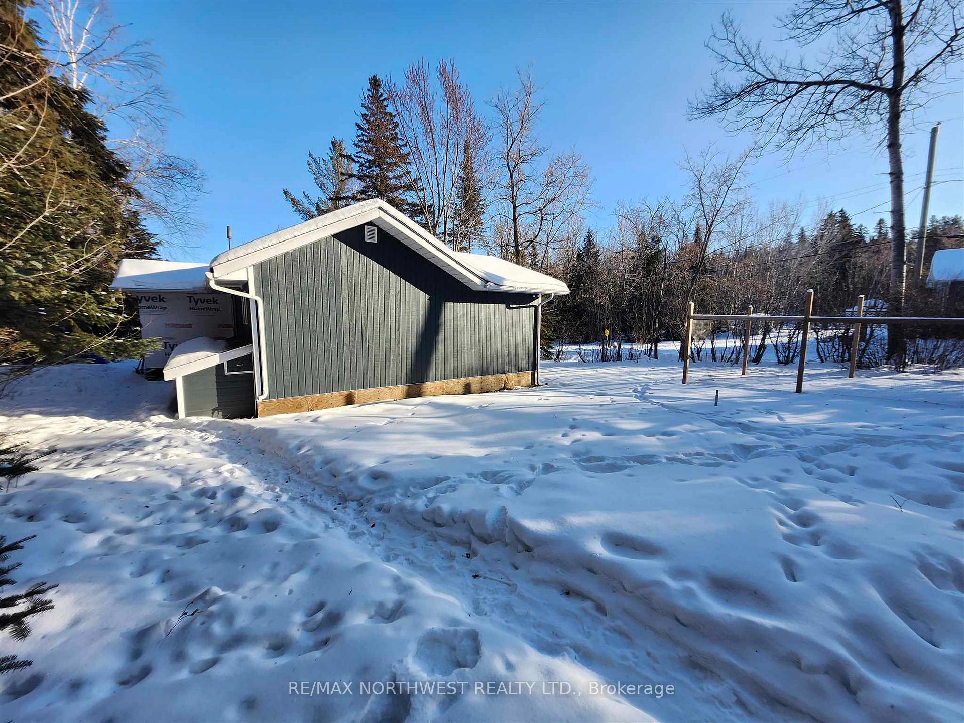 Photo 39 of 32 Beach Street, Kenora, Coney Island — HOMEH