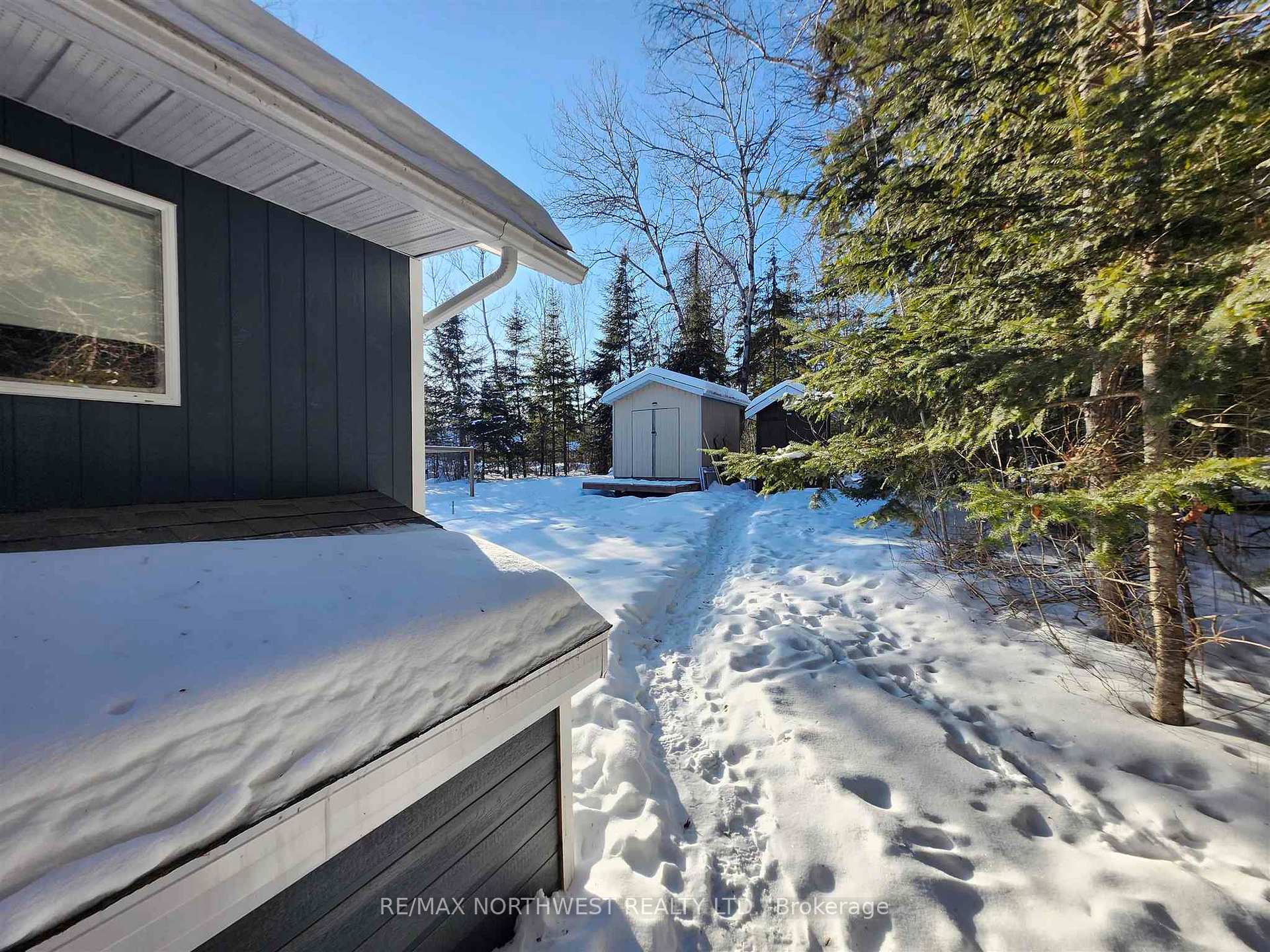 Photo 40 of 32 Beach Street, Kenora, Coney Island — HOMEH