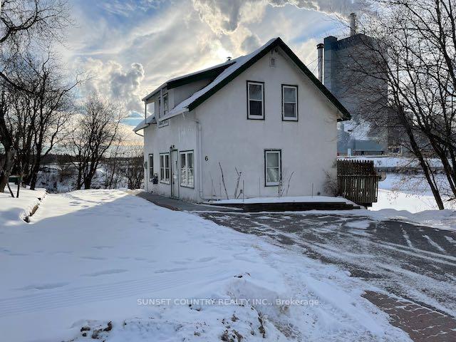 Photo 1 of 6 King Street, Dryden, Downtown — HOMEH
