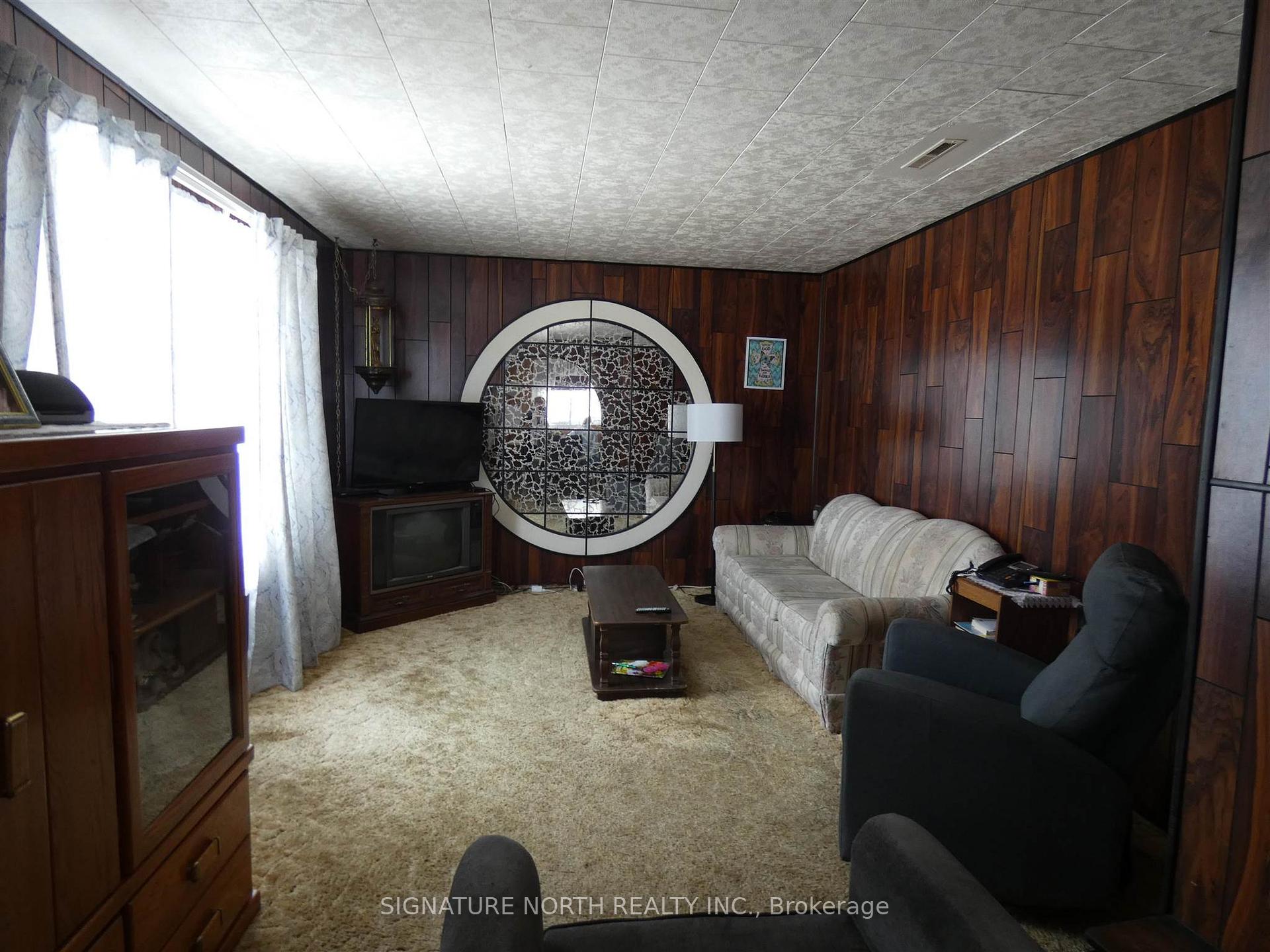 Photo 3 of 327 Ball Park Crescent, Greenstone — HOMEH