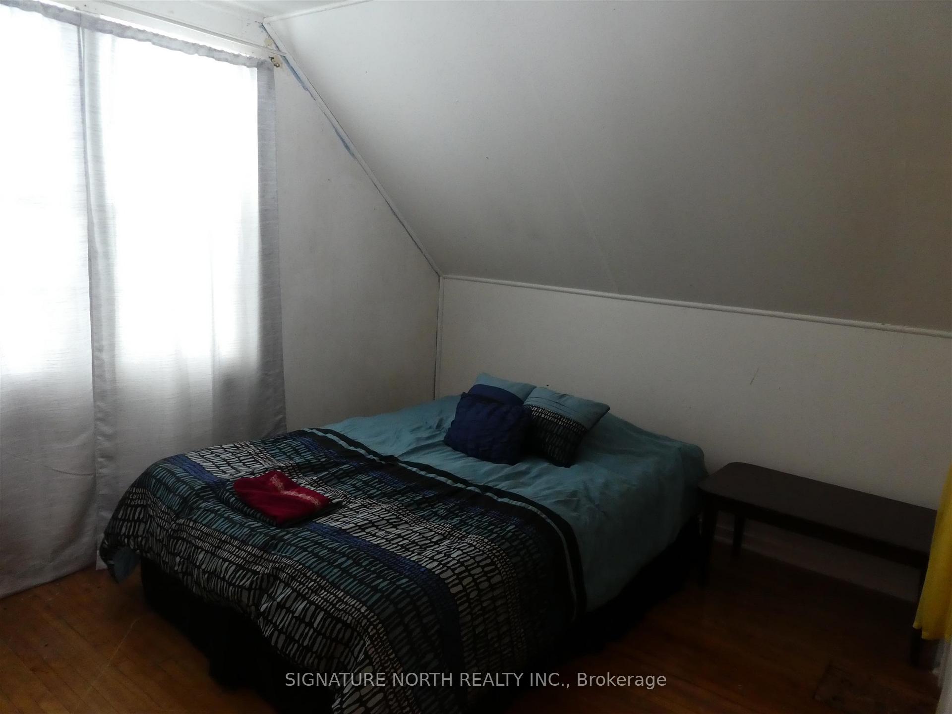 Photo 16 of 327 Ball Park Crescent, Greenstone — HOMEH