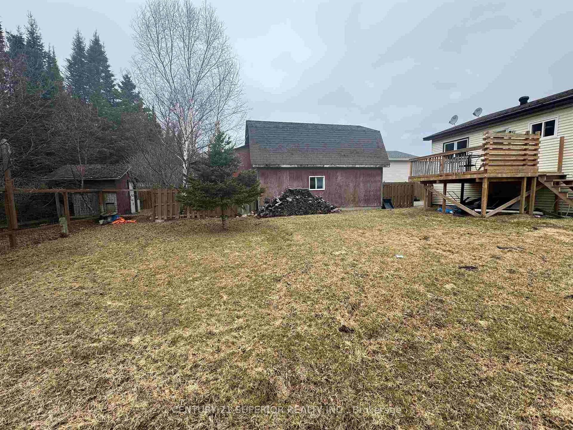 Photo 6 of 14 Pinewood Walk, Marathon — HOMEH