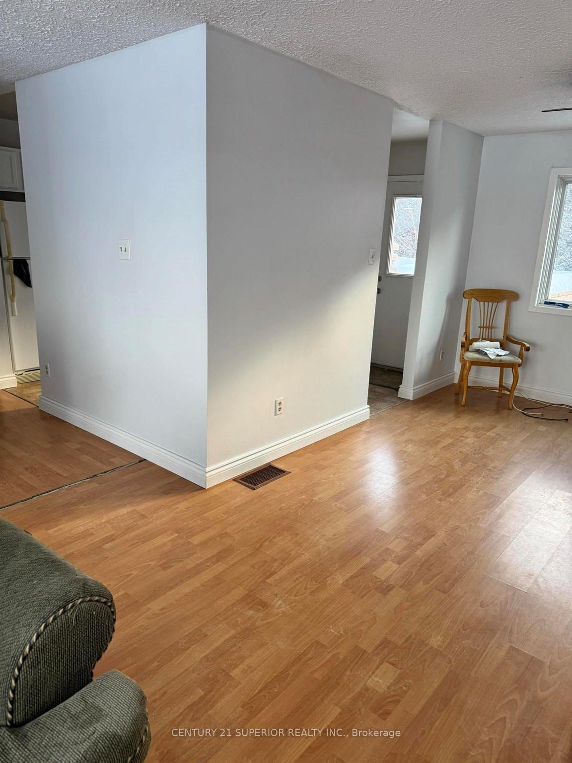 Photo 16 of 14 Pinewood Walk, Marathon — HOMEH