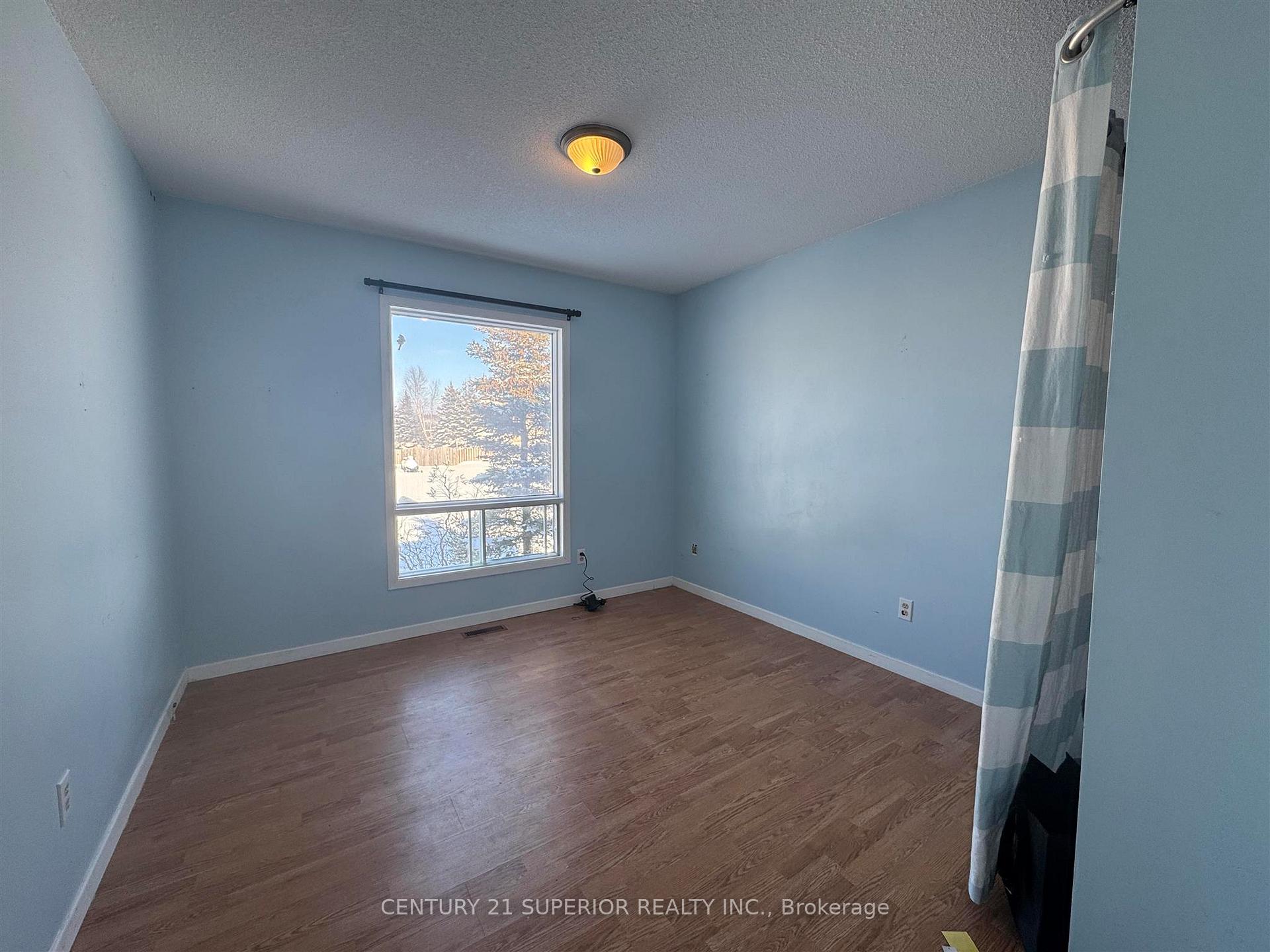 Photo 22 of 14 Pinewood Walk, Marathon — HOMEH