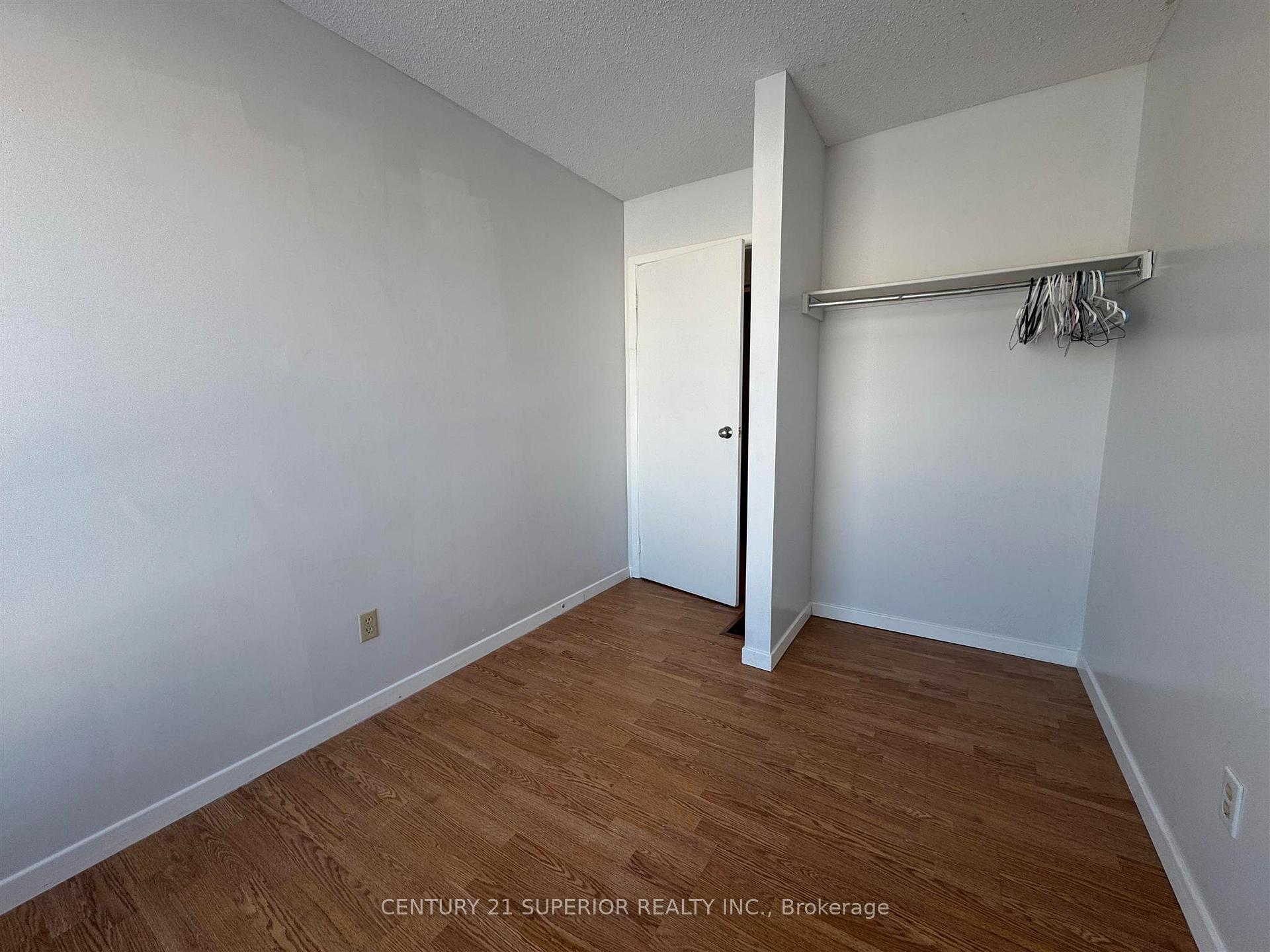 Photo 23 of 14 Pinewood Walk, Marathon — HOMEH