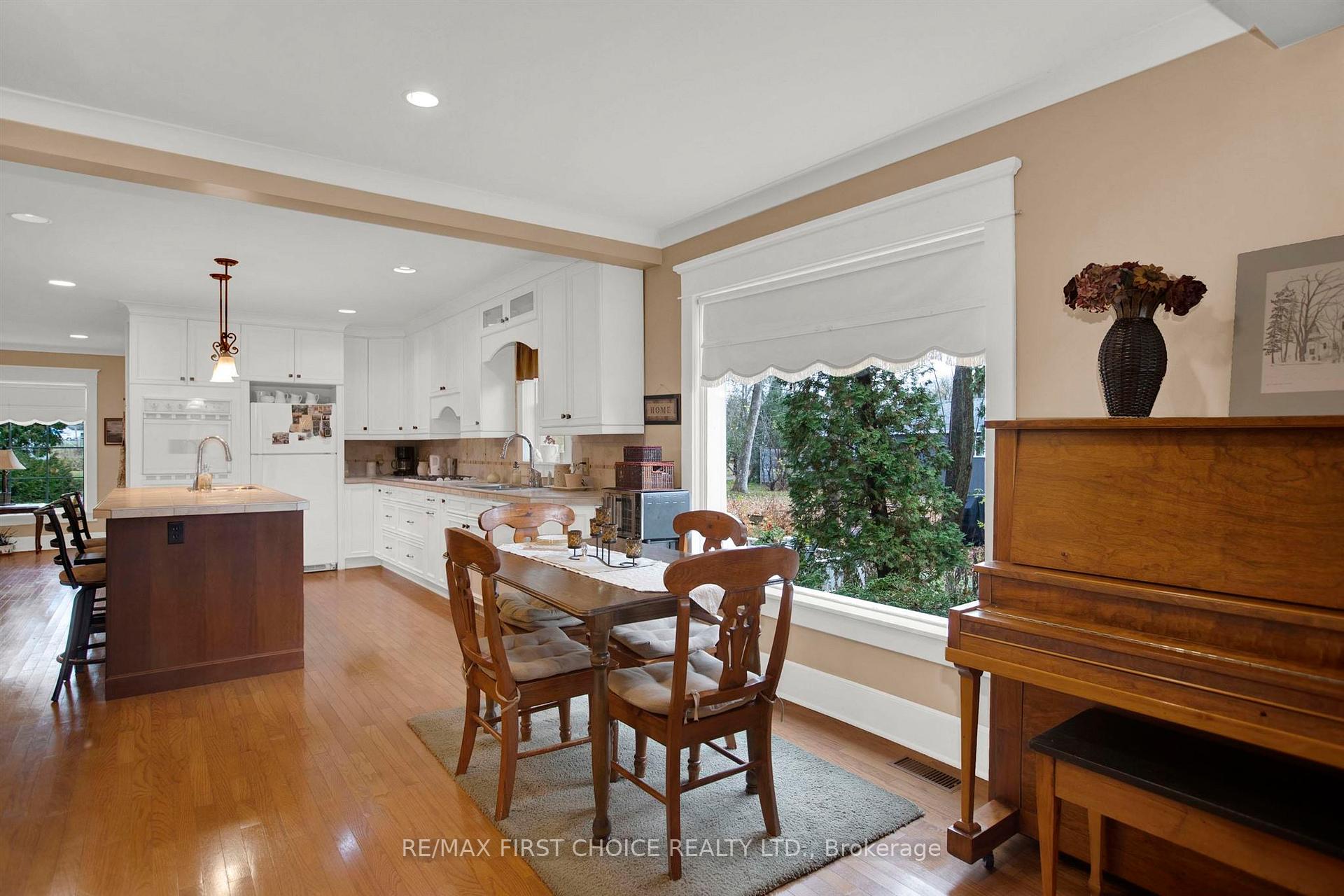 Photo 6 of 118 Front Street, Emo — HOMEH