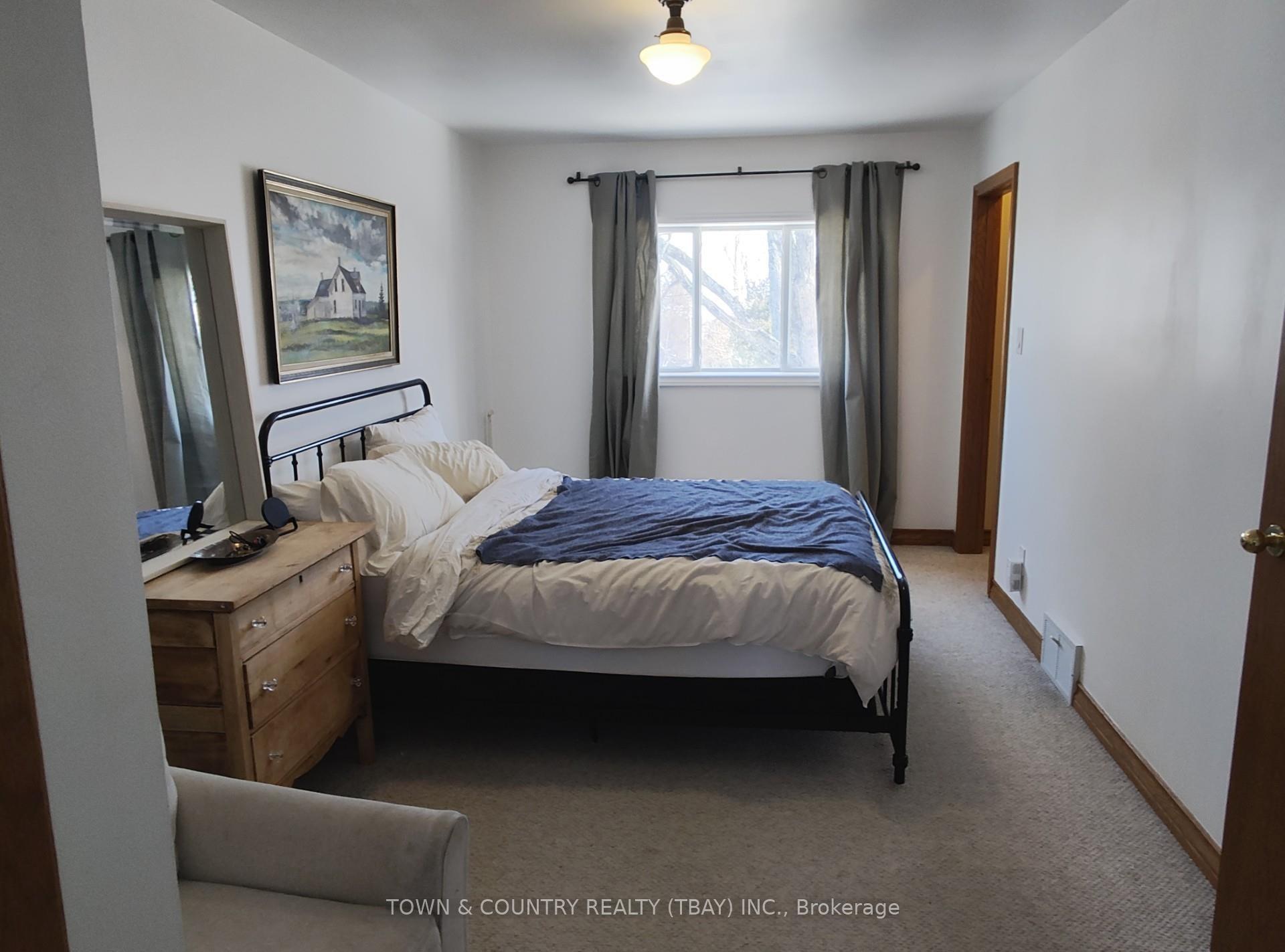 Photo 11 of 11 White Blvd., Red Rock — HOMEH