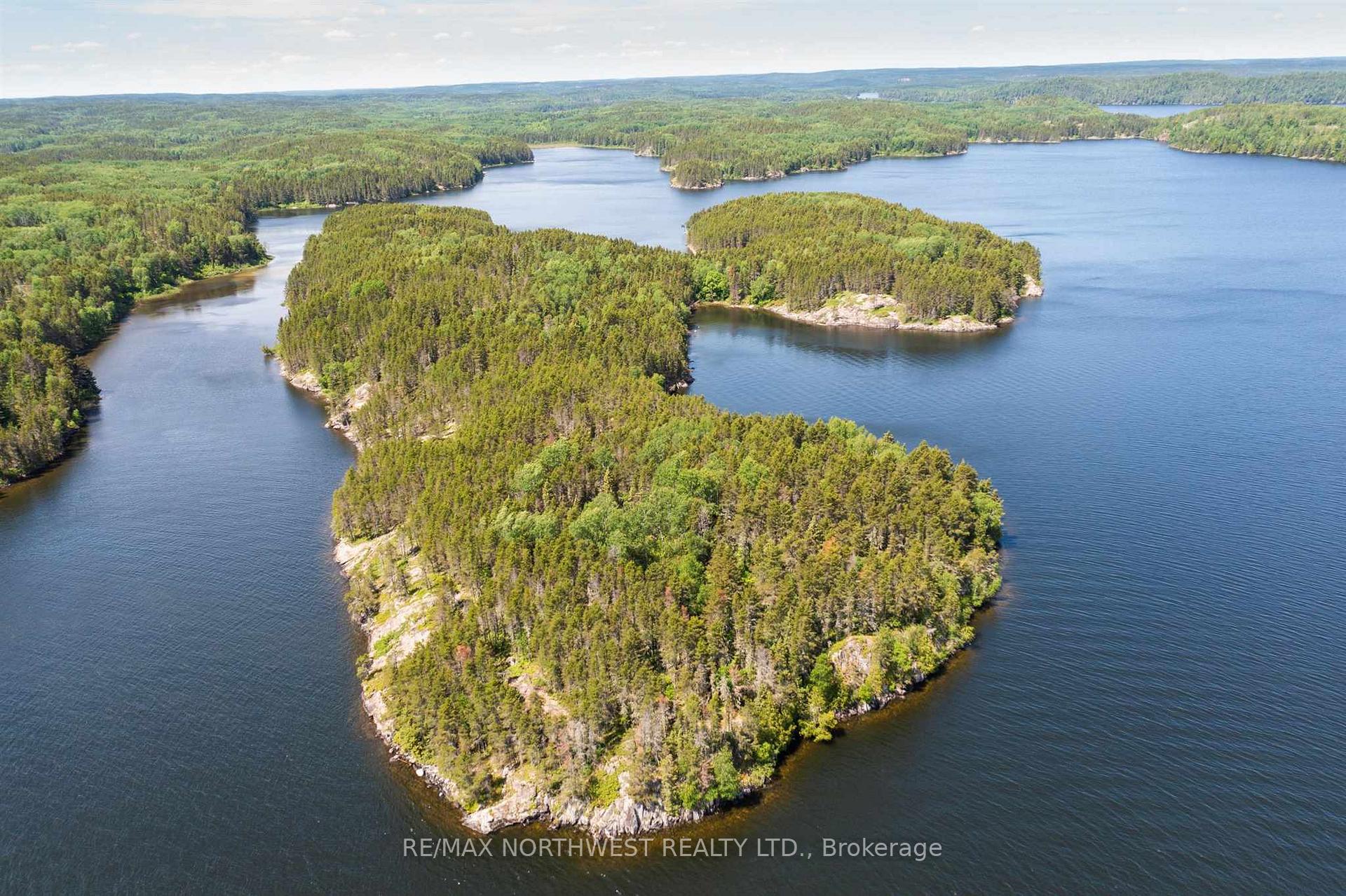 Photo 18 of 1 Viking Island Eagle Lake, Kenora Remote Area, East Of Kenora — HOMEH