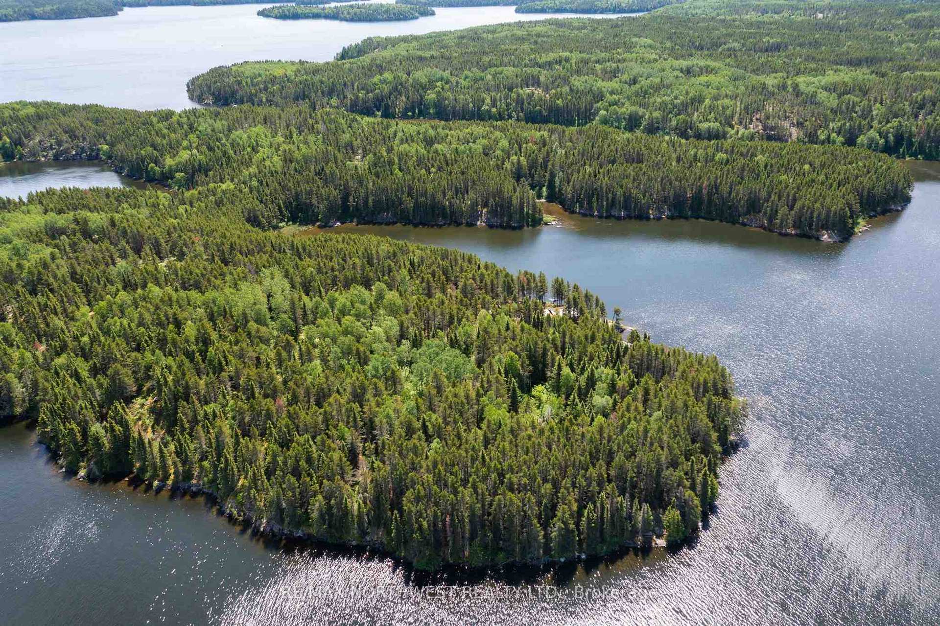 Photo 21 of 1 Viking Island Eagle Lake, Kenora Remote Area, East Of Kenora — HOMEH