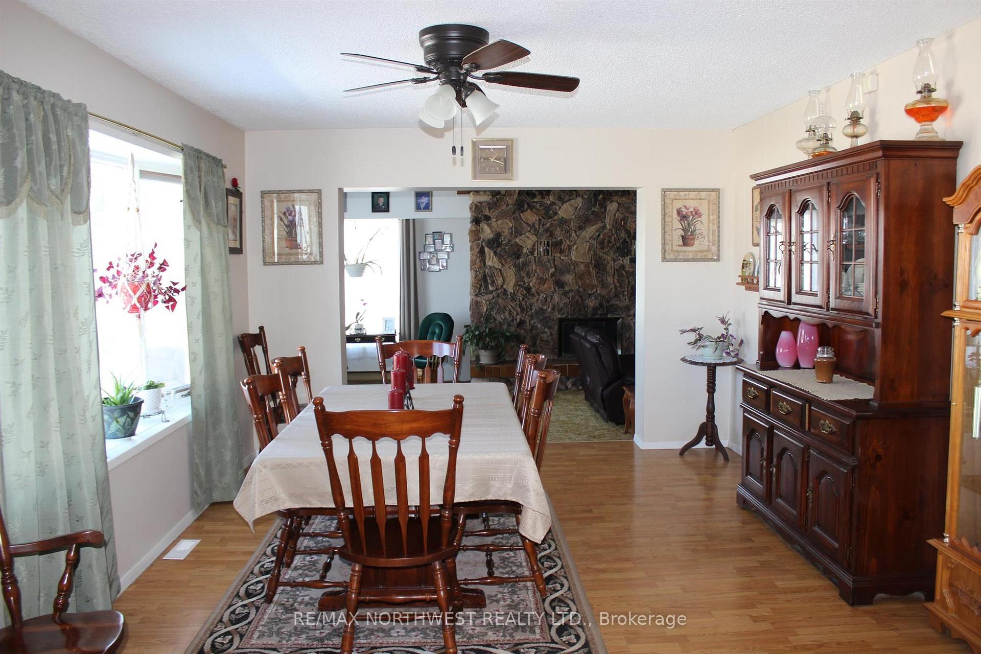 Photo 16 of 219 Second ST, Rainy River — HOMEH