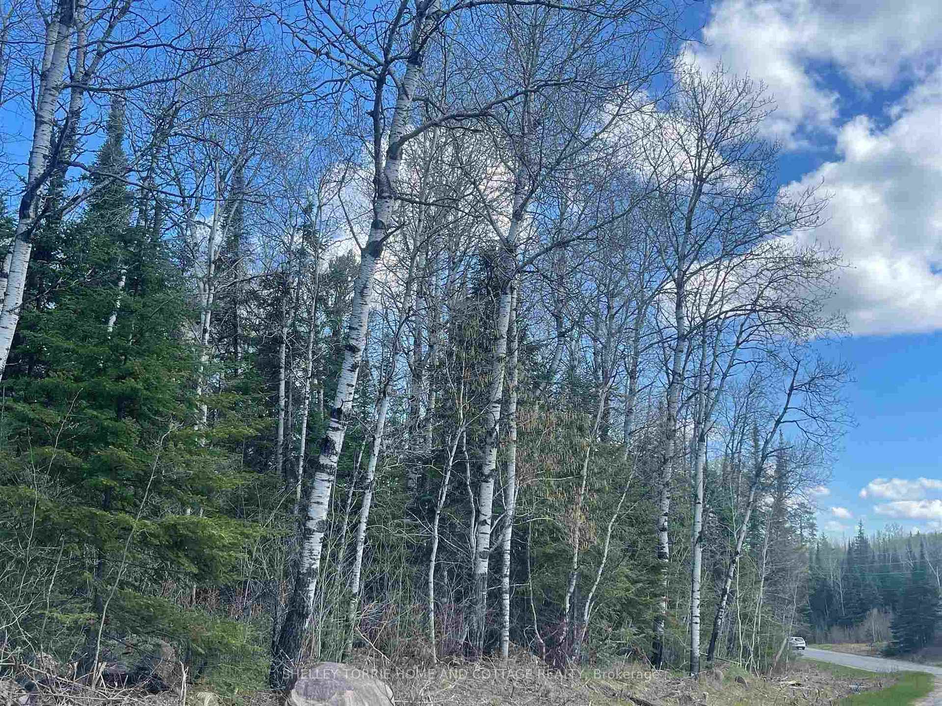 Photo 3 of 177 Jones Road, Kenora, Kenora East — HOMEH