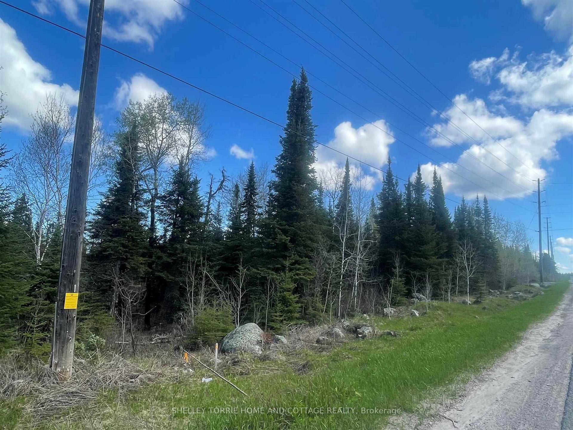 Photo 5 of 177 Jones Road, Kenora, Kenora East — HOMEH