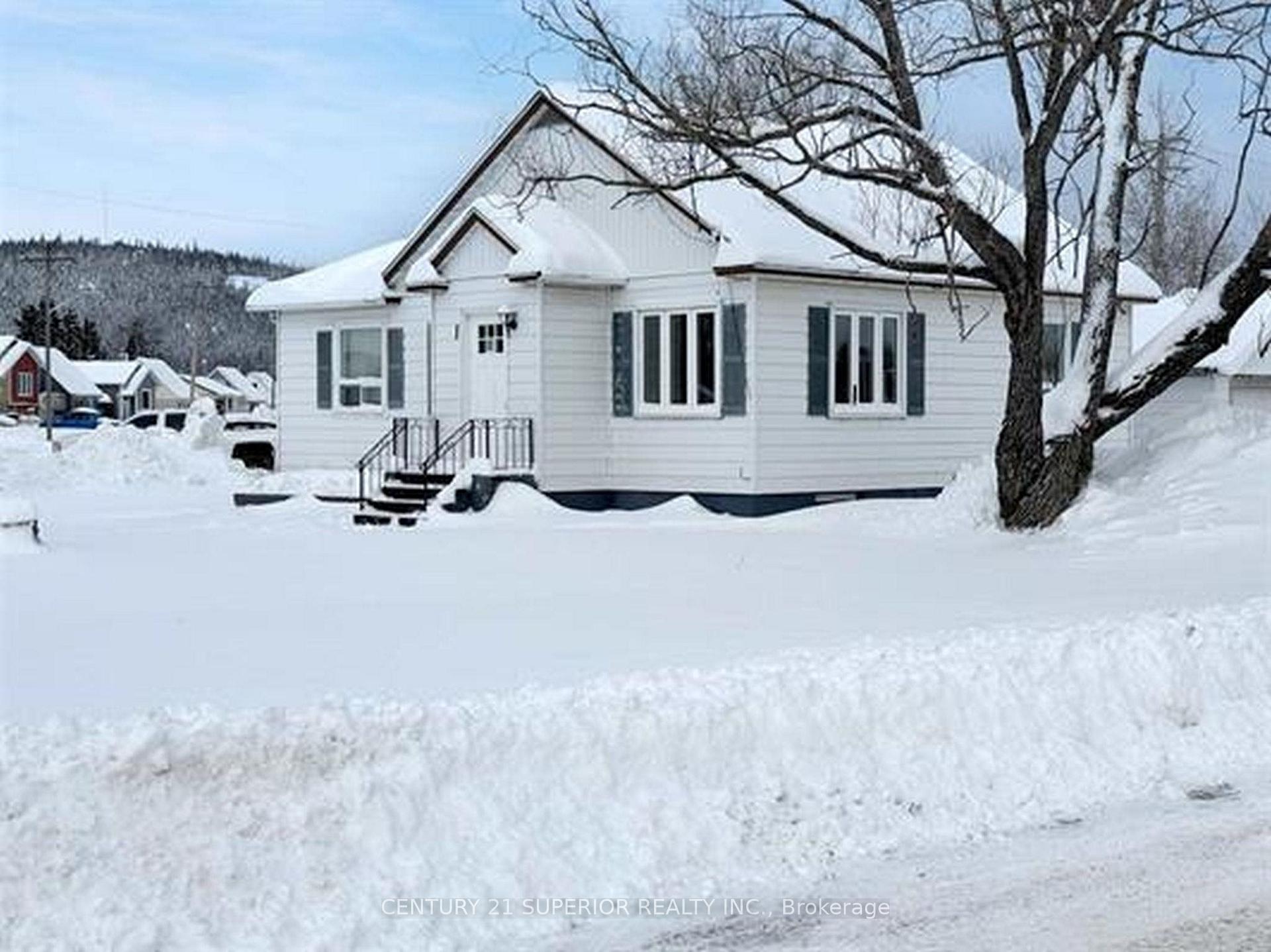 Photo 1 of 1 Shingwauk Drive, Manitouwadge — HOMEH