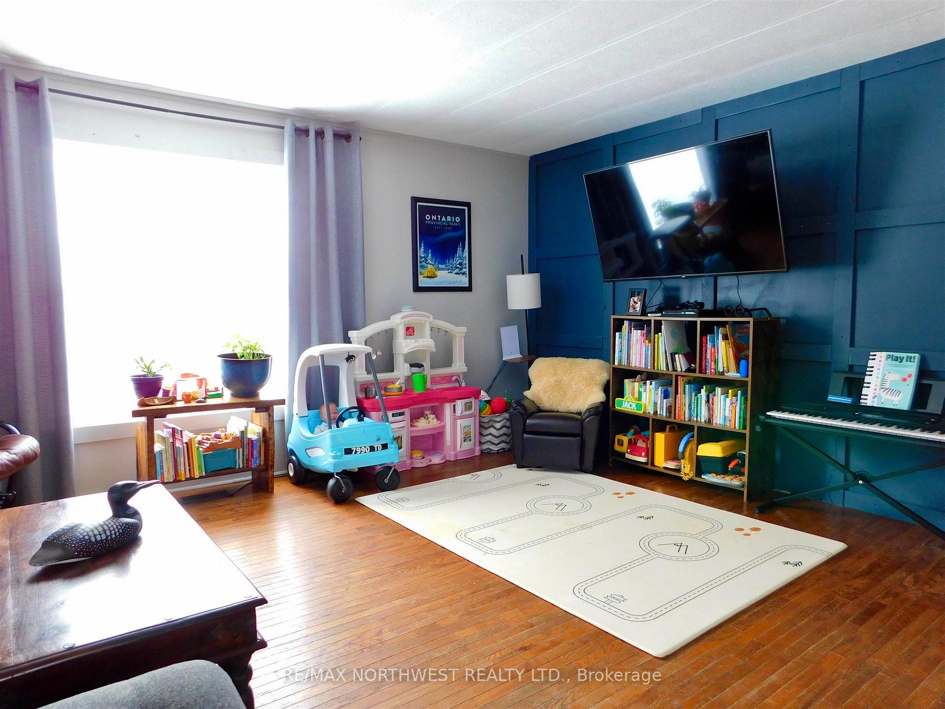 Photo 6 of 236 Davies Street, Ignace — HOMEH