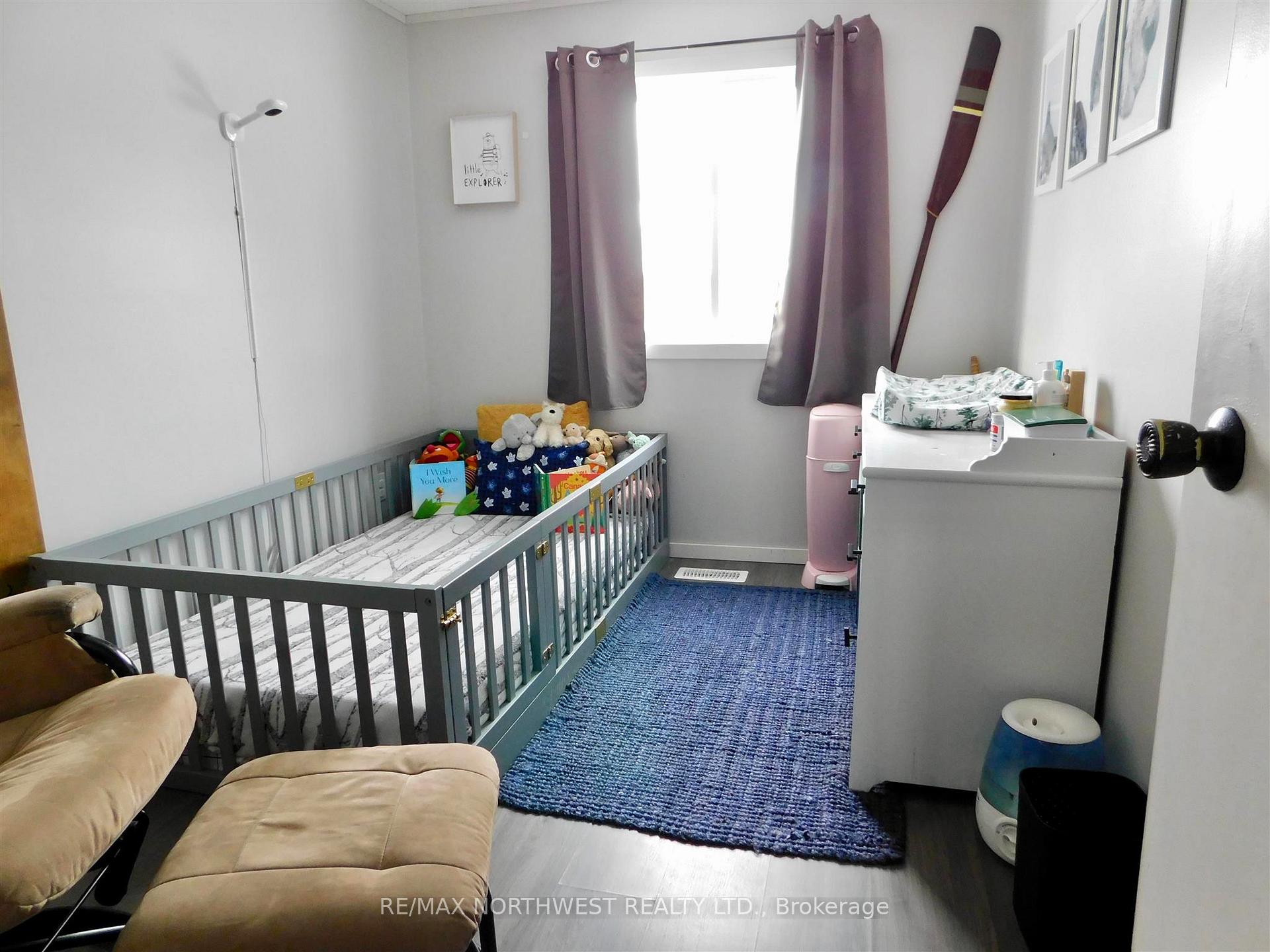 Photo 12 of 236 Davies Street, Ignace — HOMEH