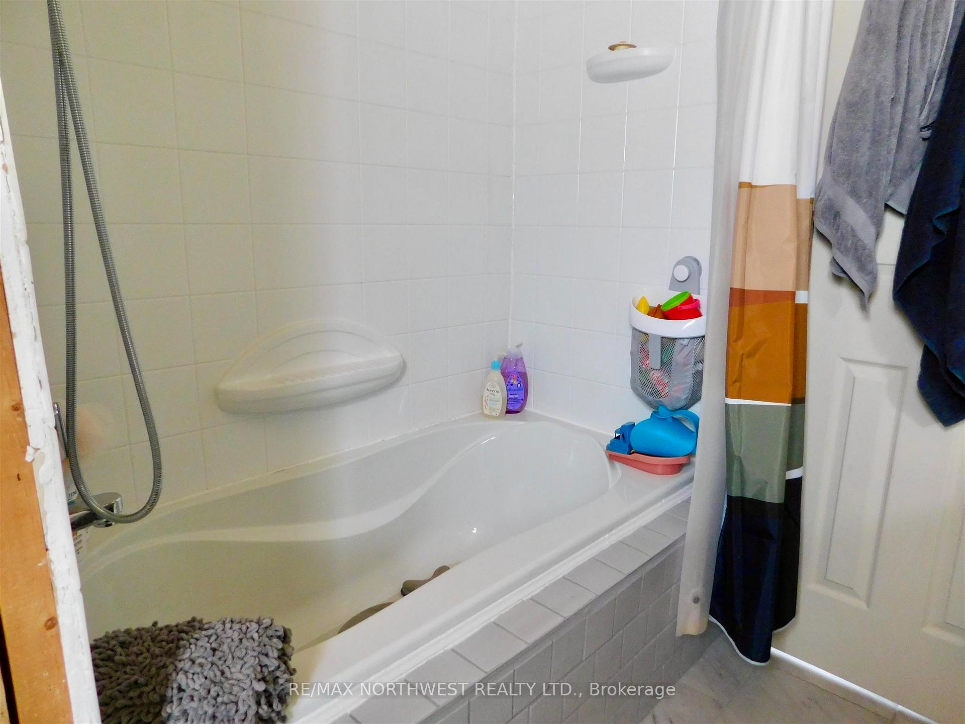 Photo 14 of 236 Davies Street, Ignace — HOMEH