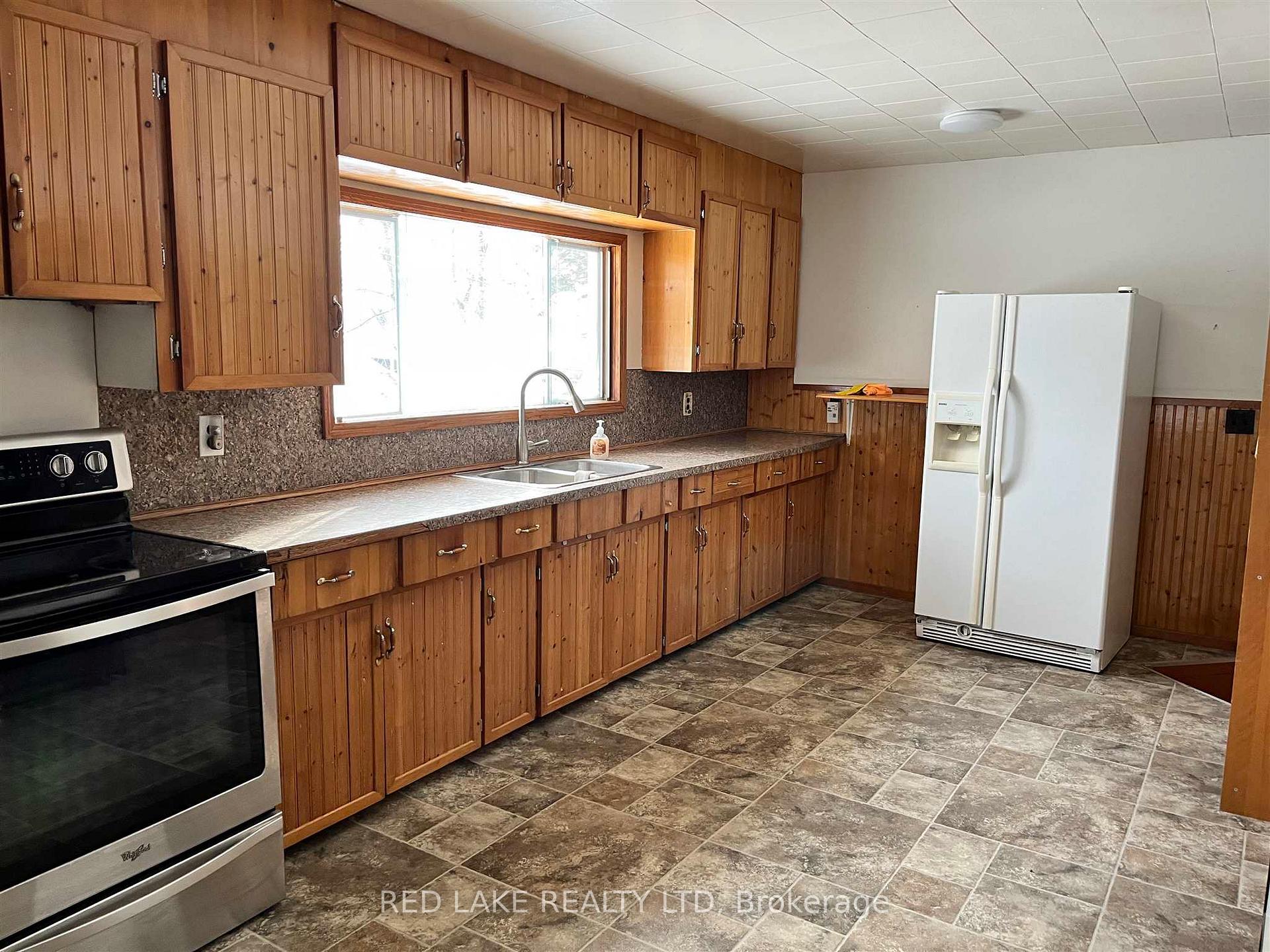 Photo 4 of 5 McCallum Street, Ear Falls — HOMEH