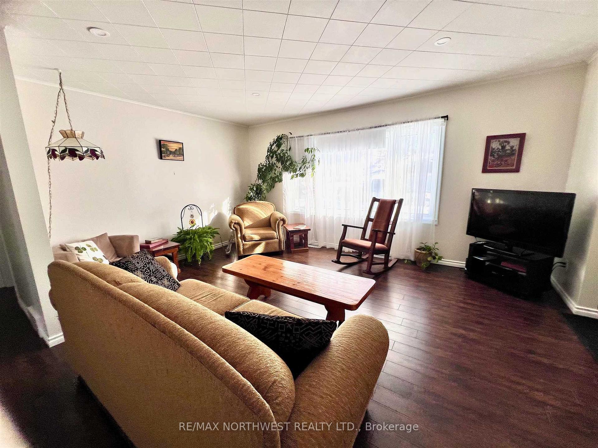 Photo 5 of 140 Regina Avenue, Kenora, Ride Out — HOMEH