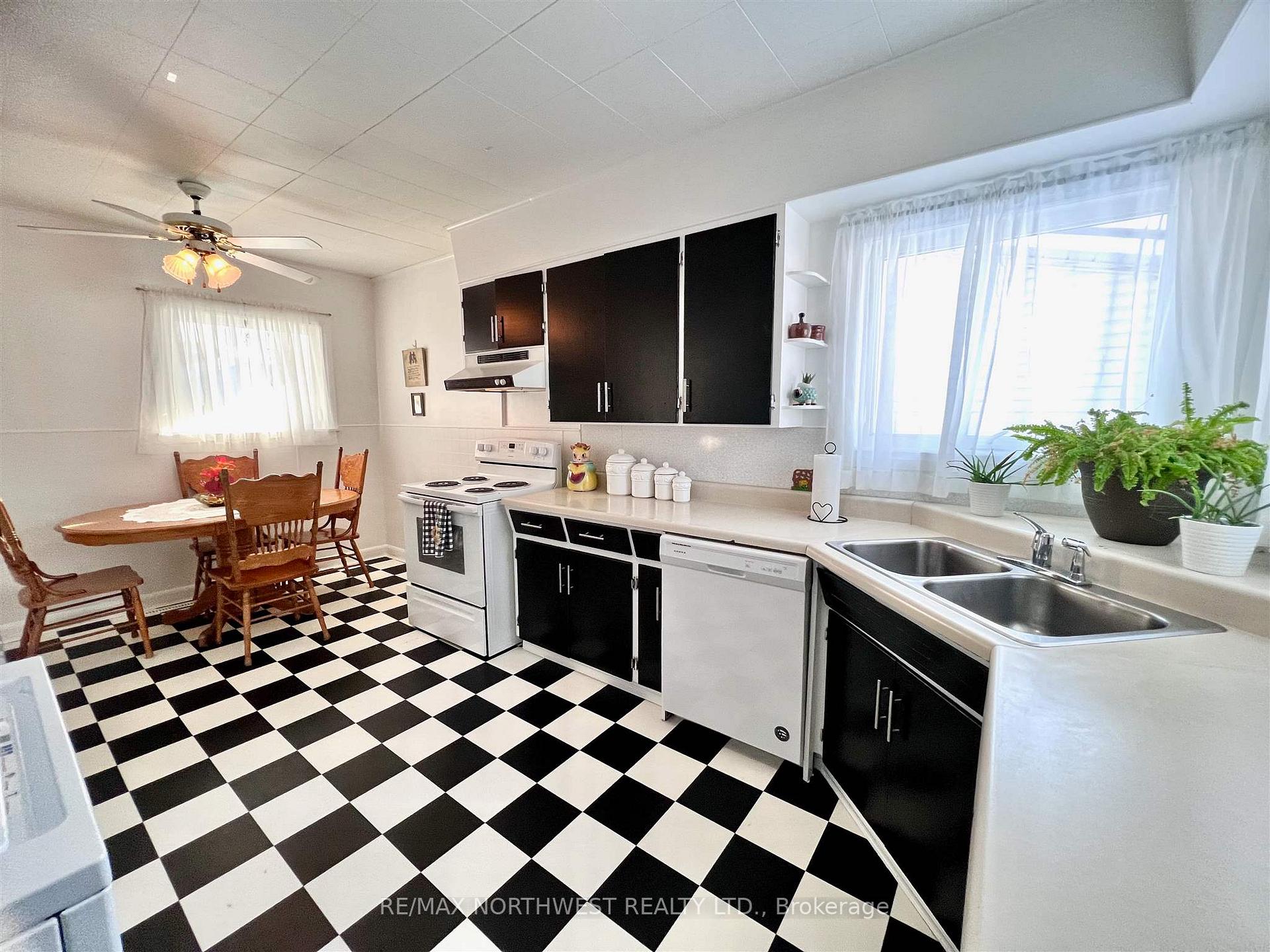 Photo 12 of 140 Regina Avenue, Kenora, Ride Out — HOMEH