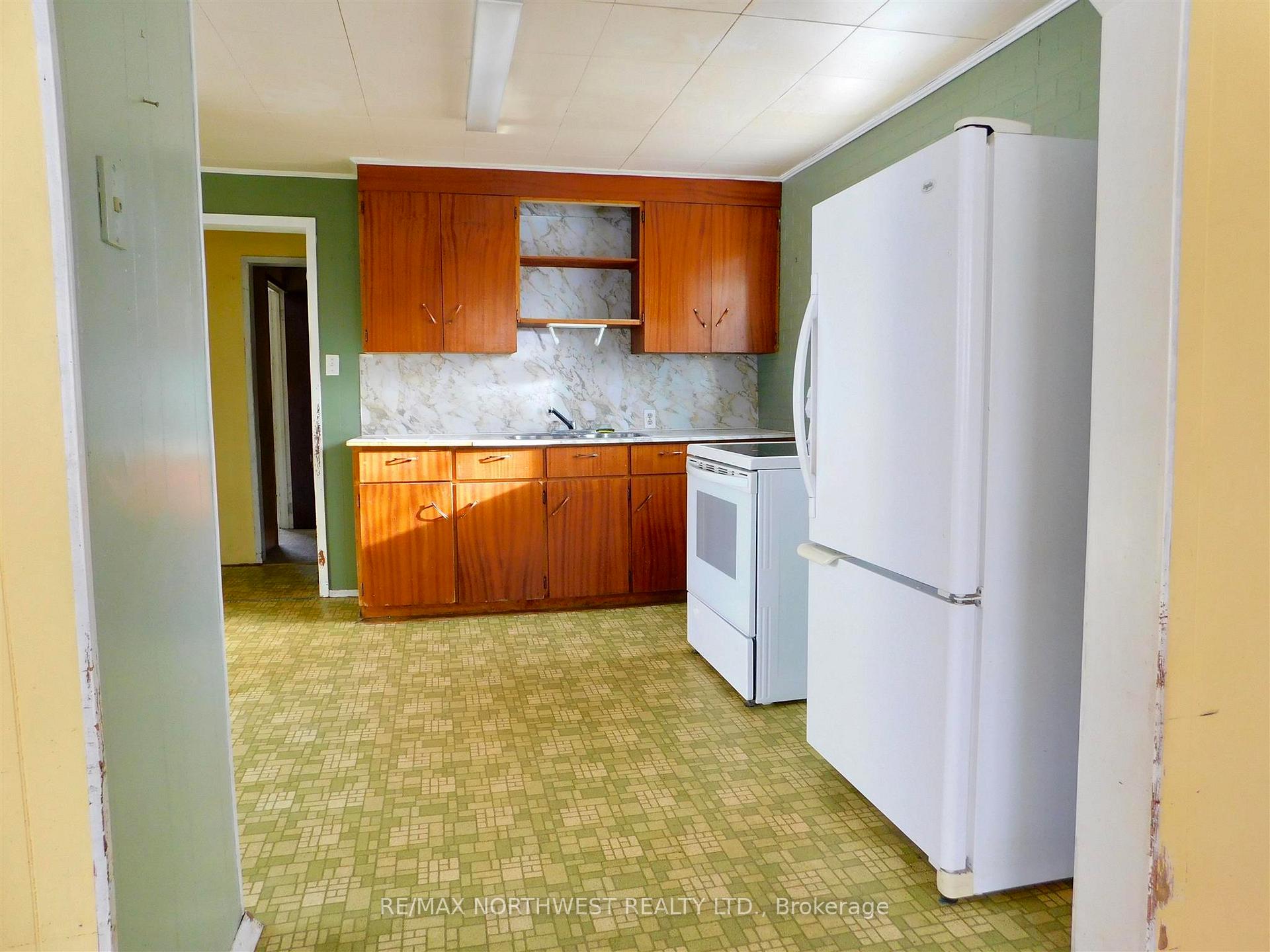 Photo 13 of 53 Machin Avenue, Dryden, Downtown — HOMEH
