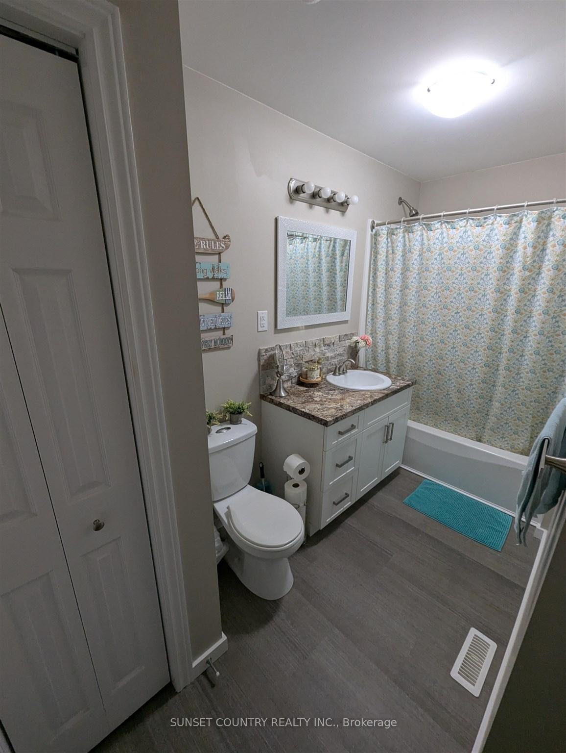 Photo 10 of 104 Temple Road W, Machin — HOMEH