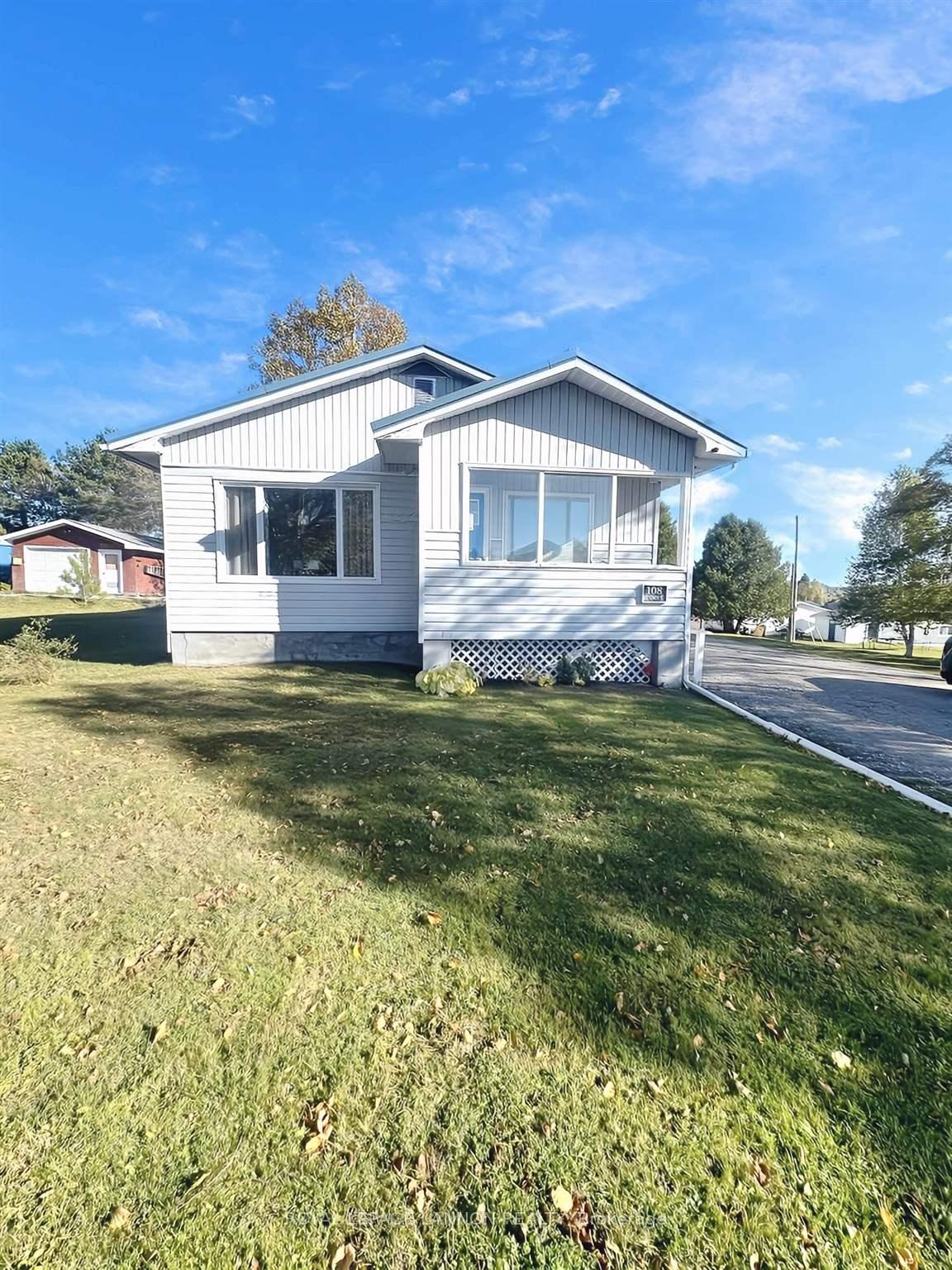 Photo 16 of 108 Renison Street, Nipigon — HOMEH