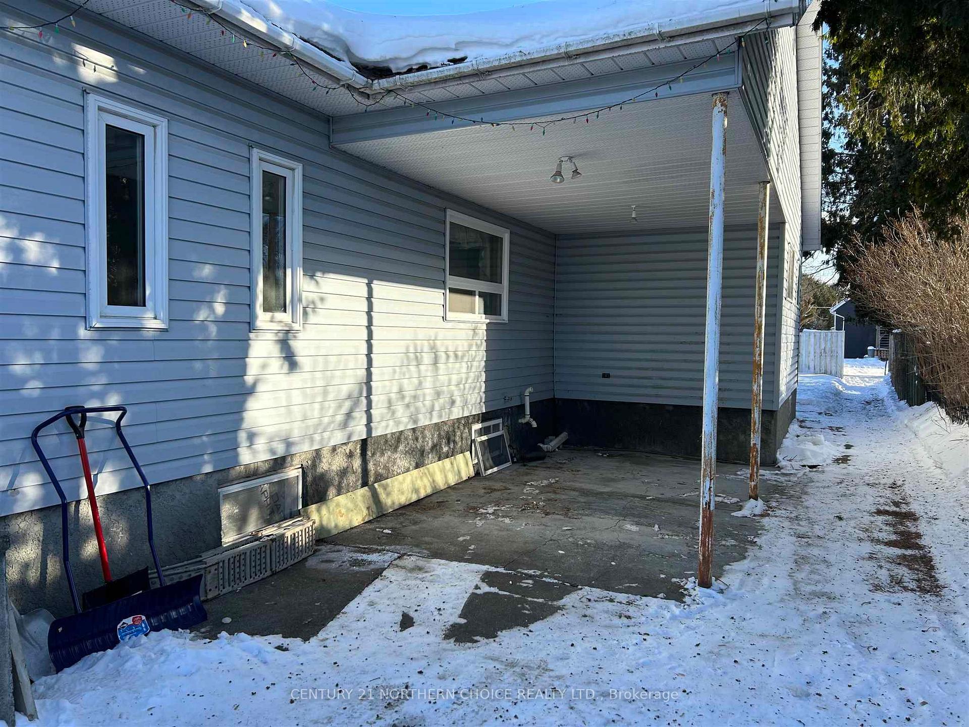 Photo 4 of 617 First Street E, Fort Frances — HOMEH