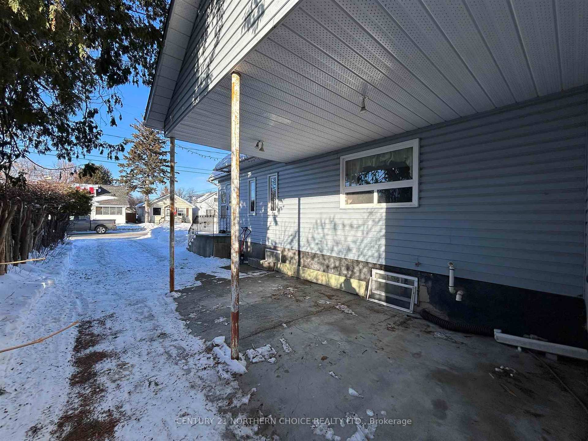 Photo 28 of 617 First Street E, Fort Frances — HOMEH