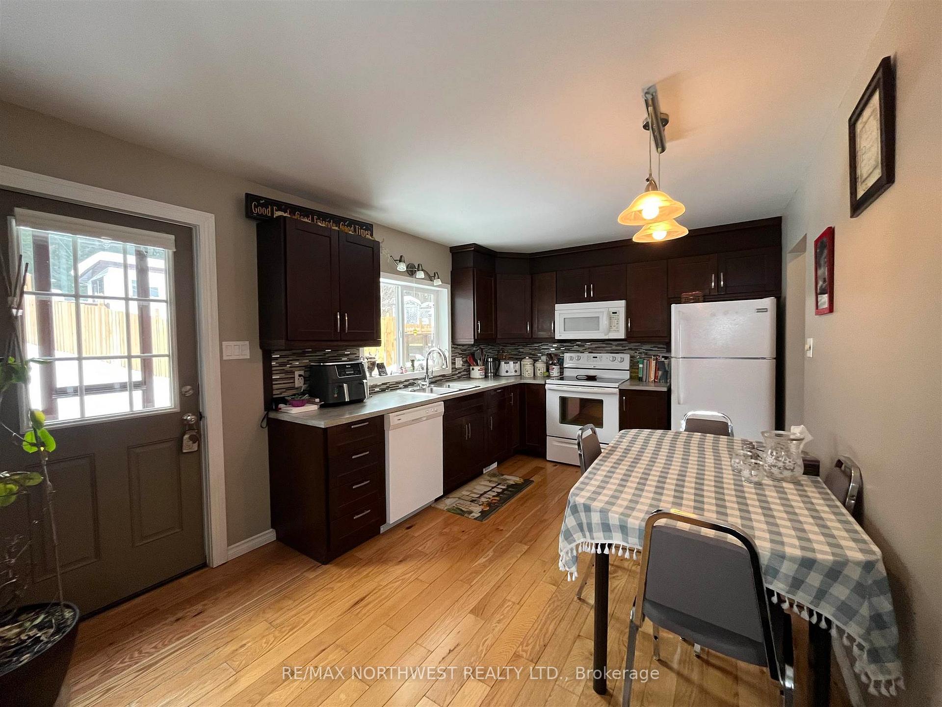 Photo 7 of 53 Drewry Drive, Kenora, Pinecrest — HOMEH