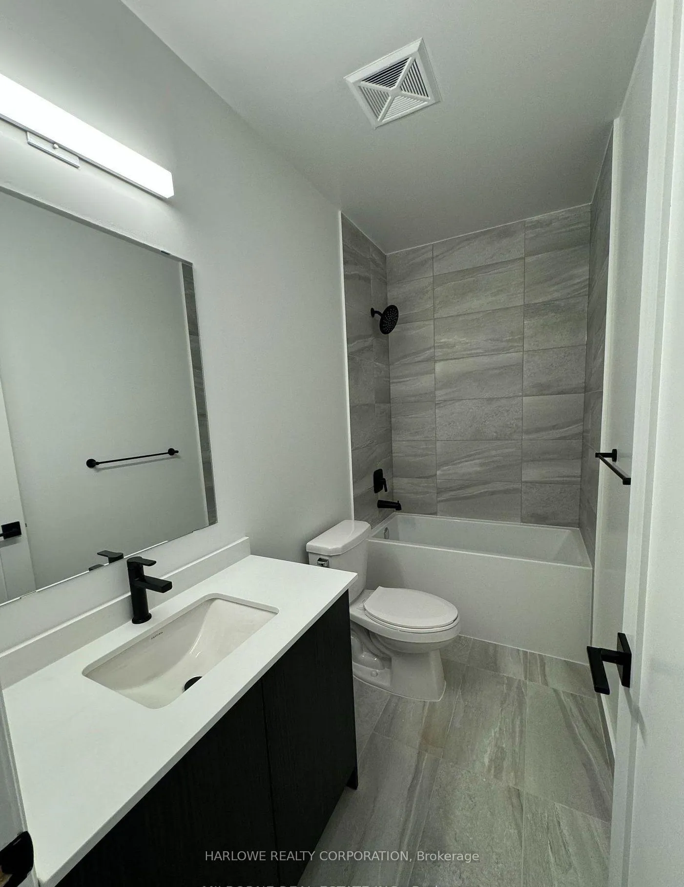 Photo 3 of Unit PH03, 2369 Danforth Avenue, Toronto, East End-Danforth — HOMEH