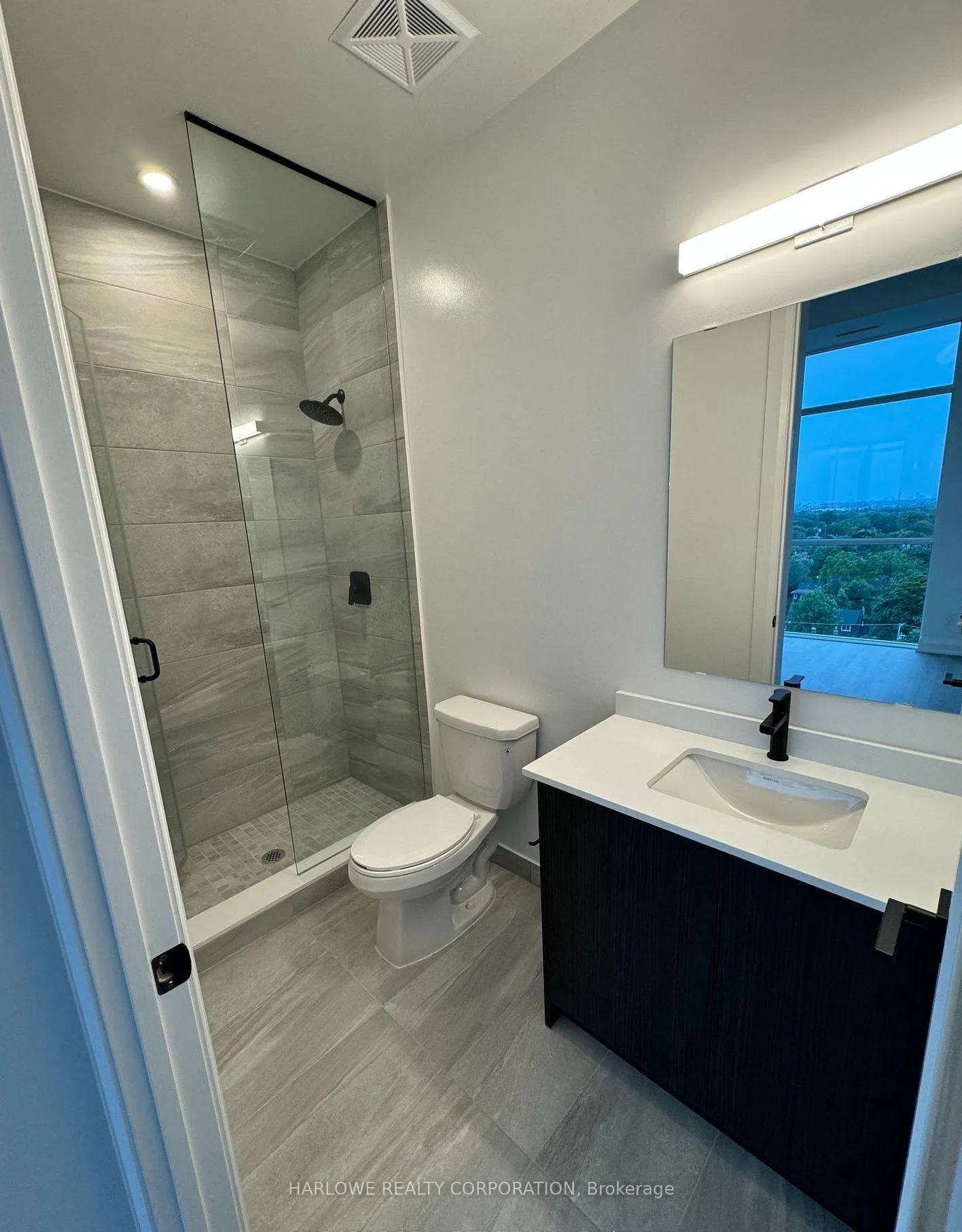 Photo 5 of Unit PH03, 2369 Danforth Avenue, Toronto, East End-Danforth — HOMEH