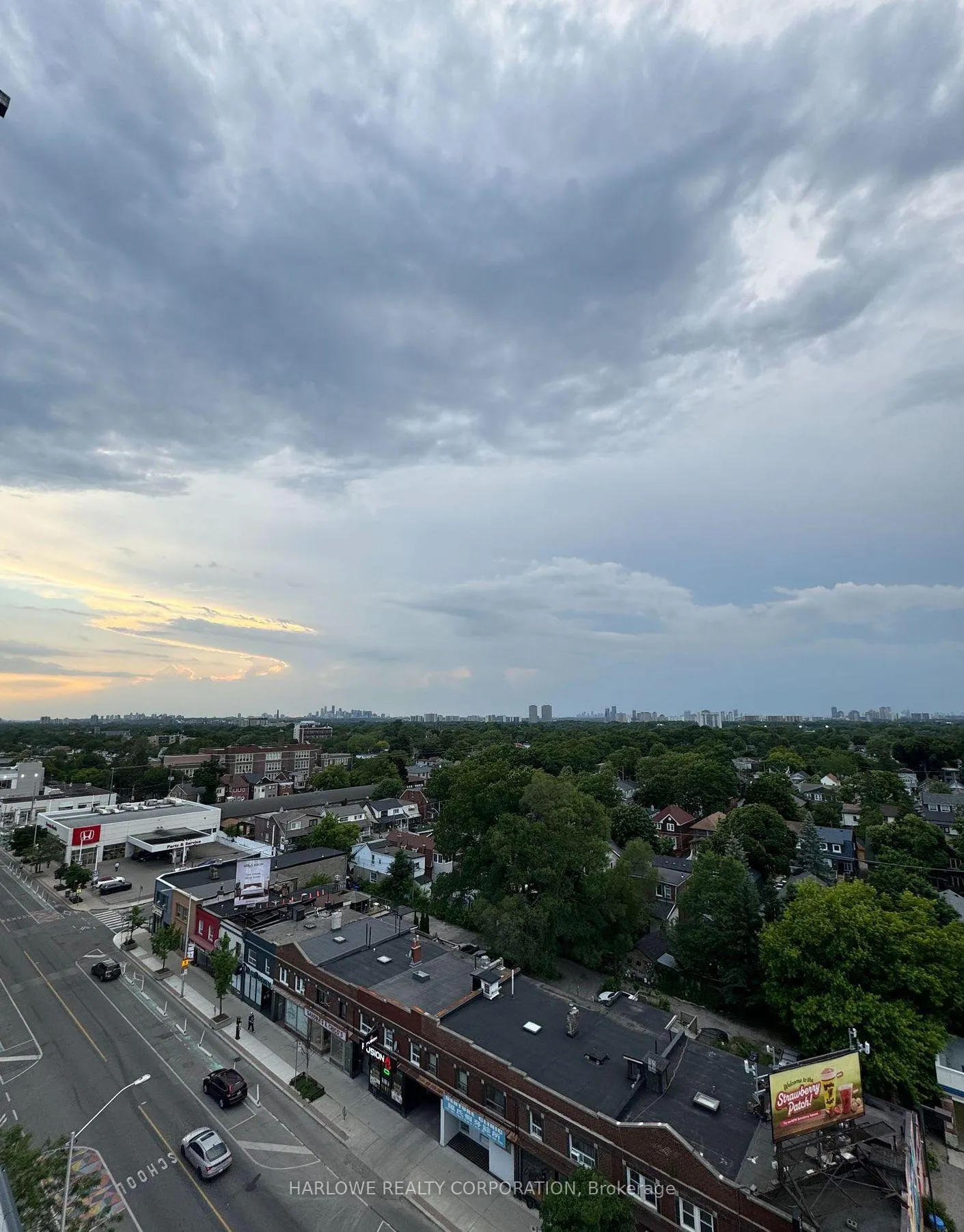 Photo 6 of Unit PH03, 2369 Danforth Avenue, Toronto, East End-Danforth — HOMEH