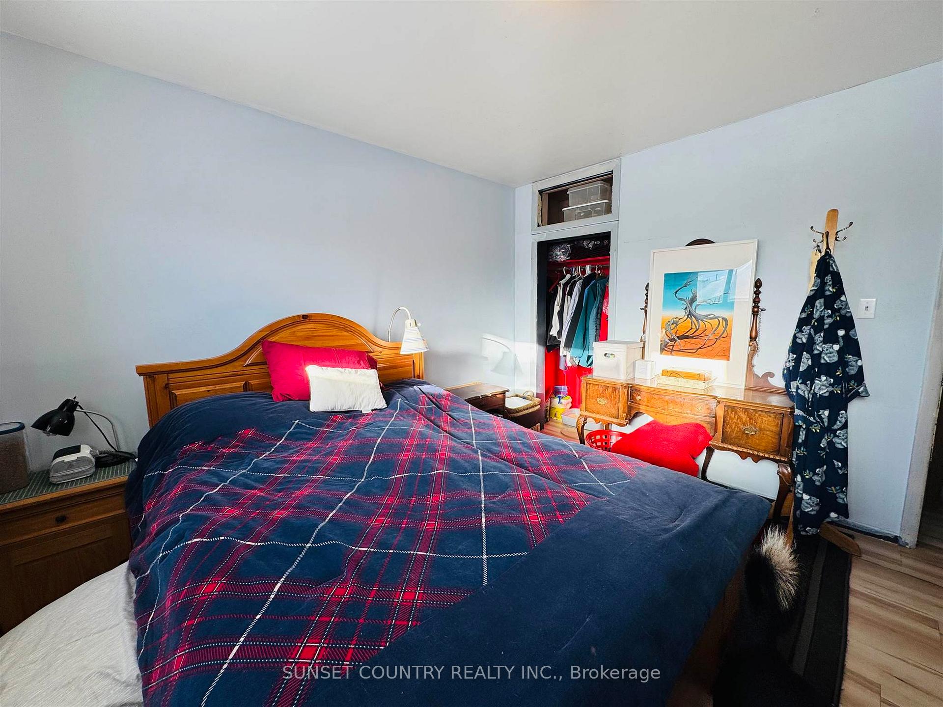 Photo 11 of 215 Earl Avenue, Dryden, Riverview — HOMEH