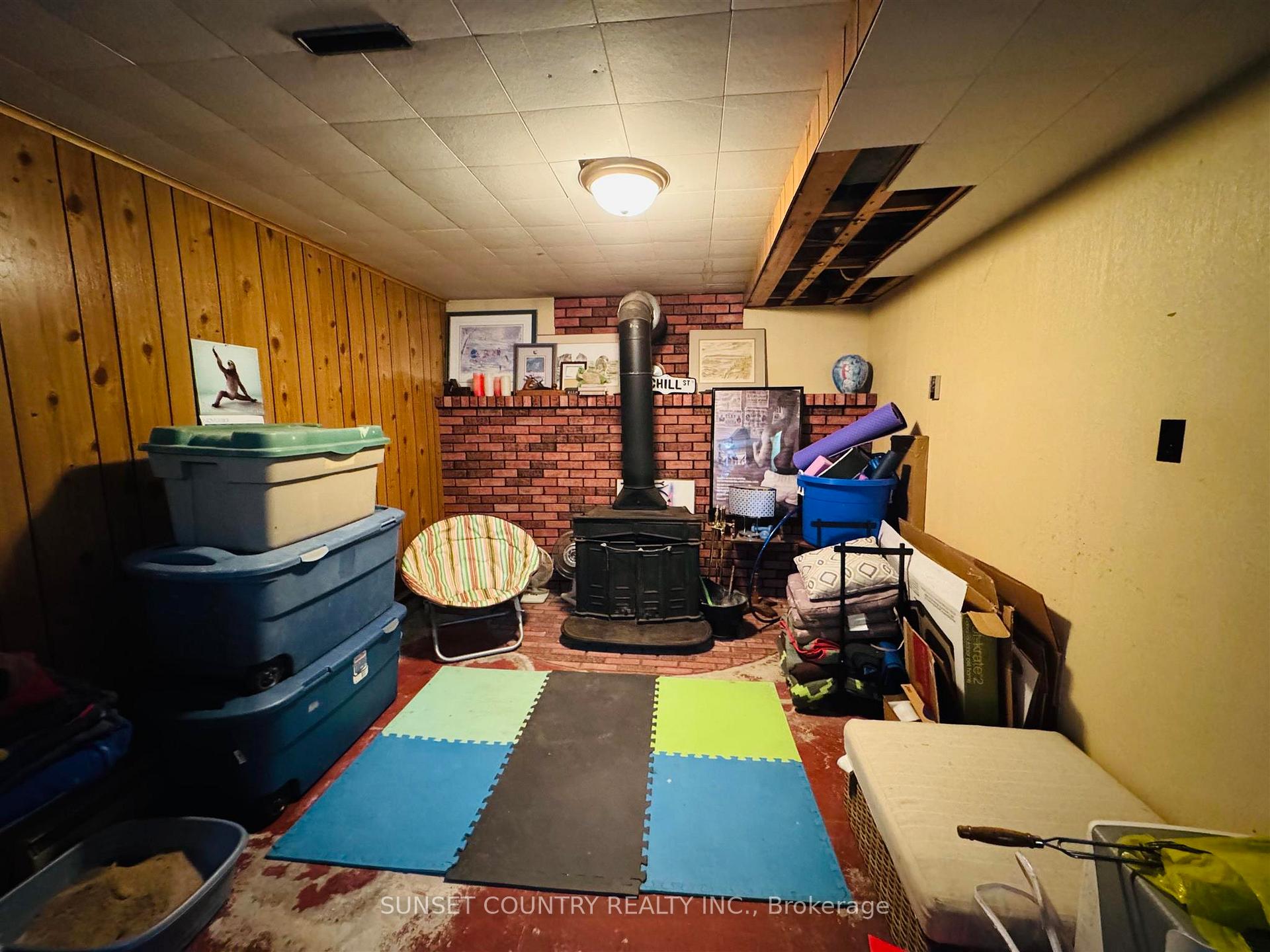 Photo 18 of 215 Earl Avenue, Dryden, Riverview — HOMEH