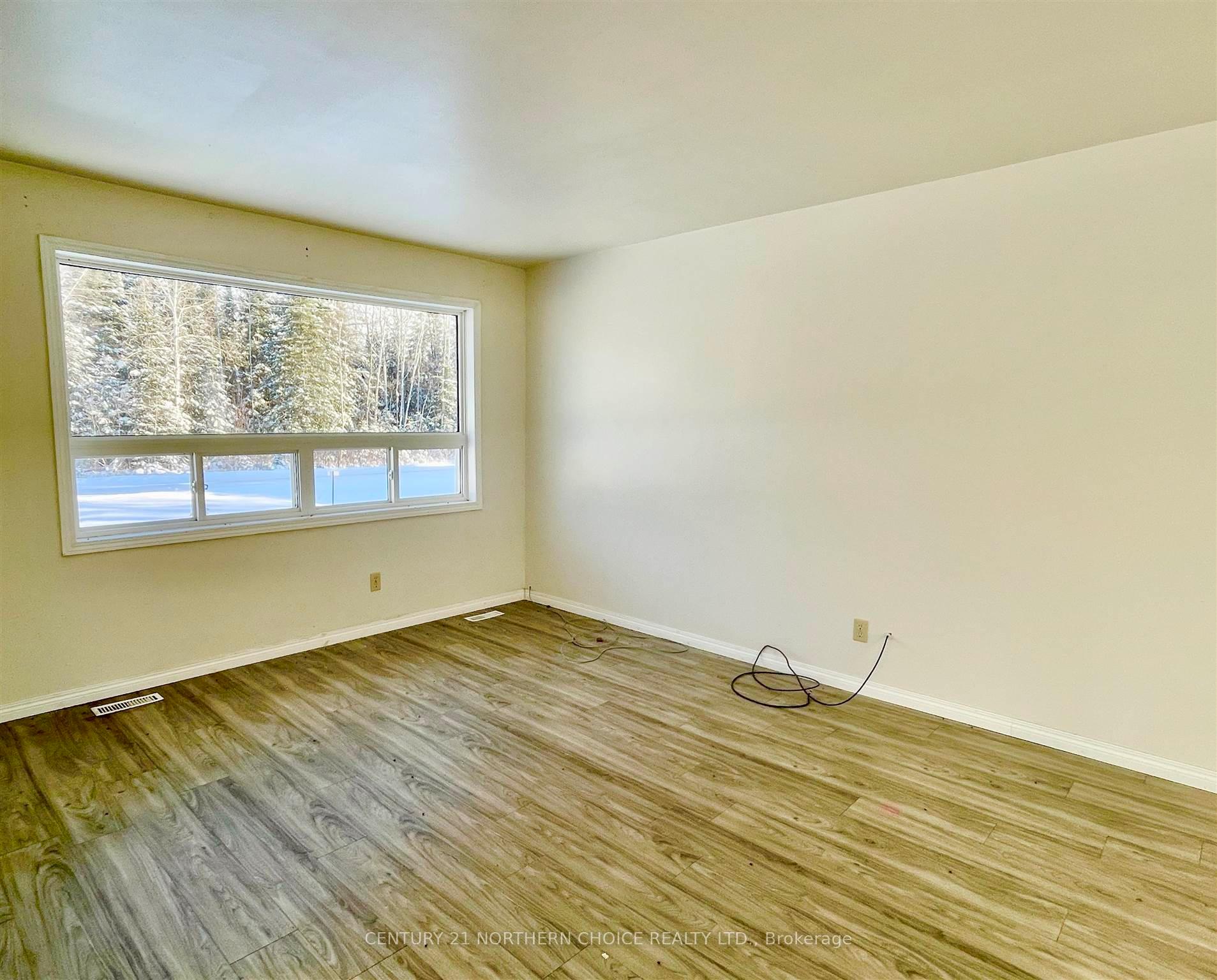 Photo 9 of 18 Shelley Lane, Dryden, Thunder Lake — HOMEH