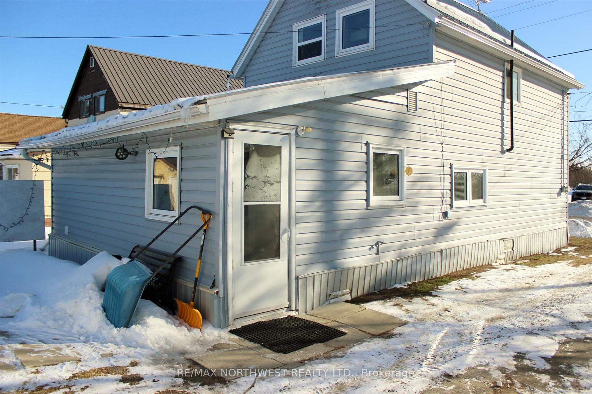 Photo 5 of 613 Atwood Ave, Rainy River — HOMEH