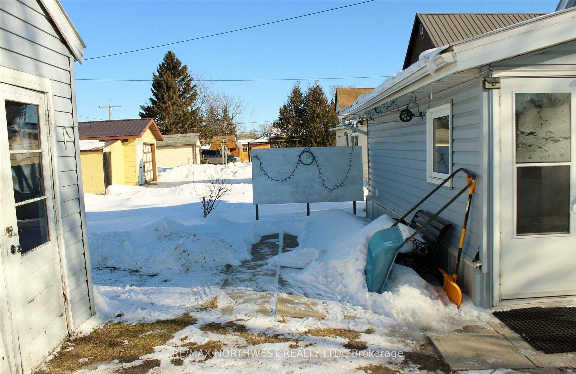 Photo 6 of 613 Atwood Ave, Rainy River — HOMEH