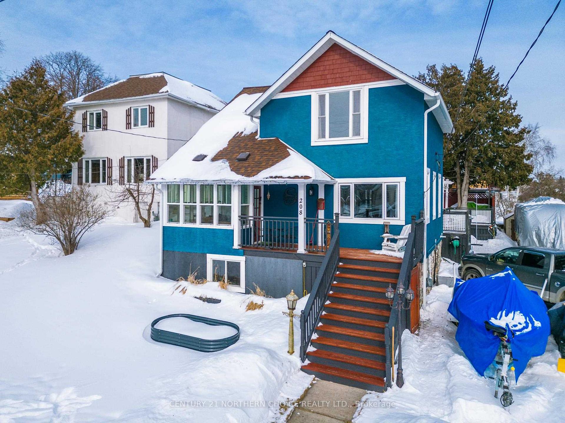 Photo 1 of 208 Ottawa Street, Kenora, Keewatin — HOMEH