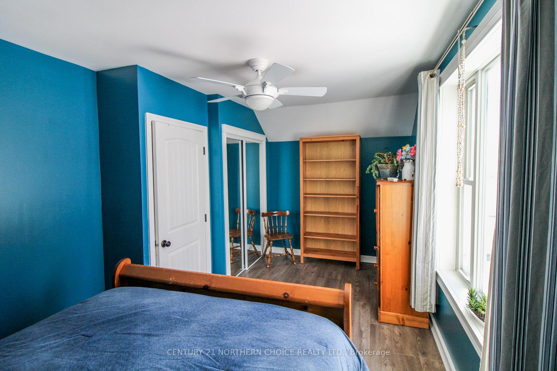 Photo 25 of 208 Ottawa Street, Kenora, Keewatin — HOMEH