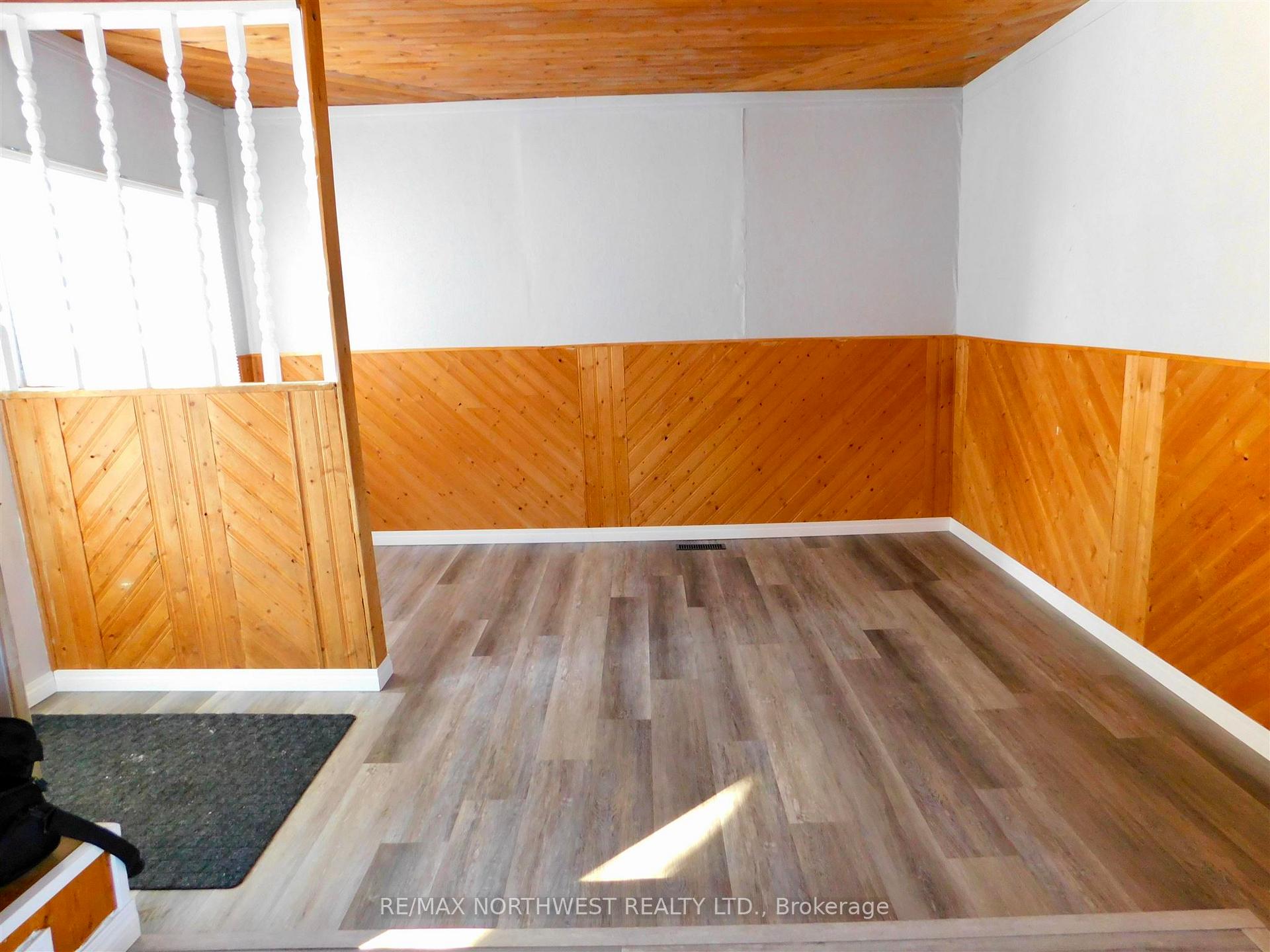 Photo 4 of 222 Florence Street, Dryden, Hillcrest — HOMEH