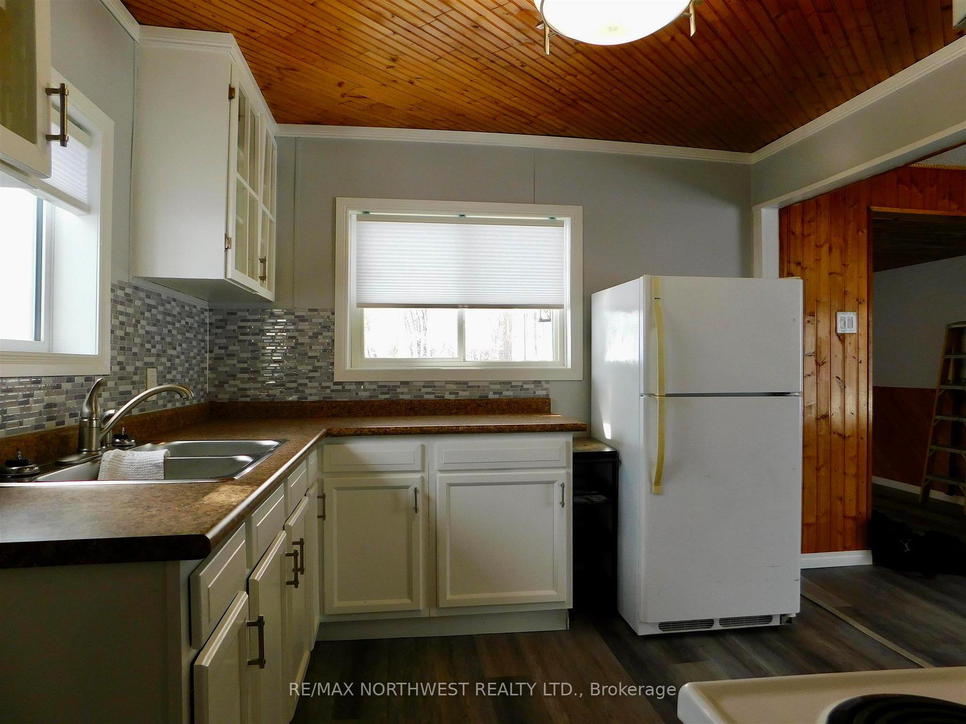 Photo 10 of 222 Florence Street, Dryden, Hillcrest — HOMEH